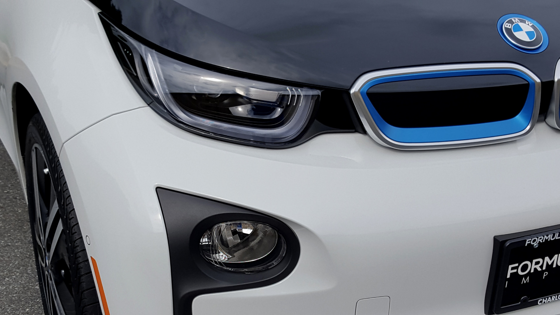 Used 2014 BMW i3 for sale Sold at Formula Imports in Charlotte NC 28227 37