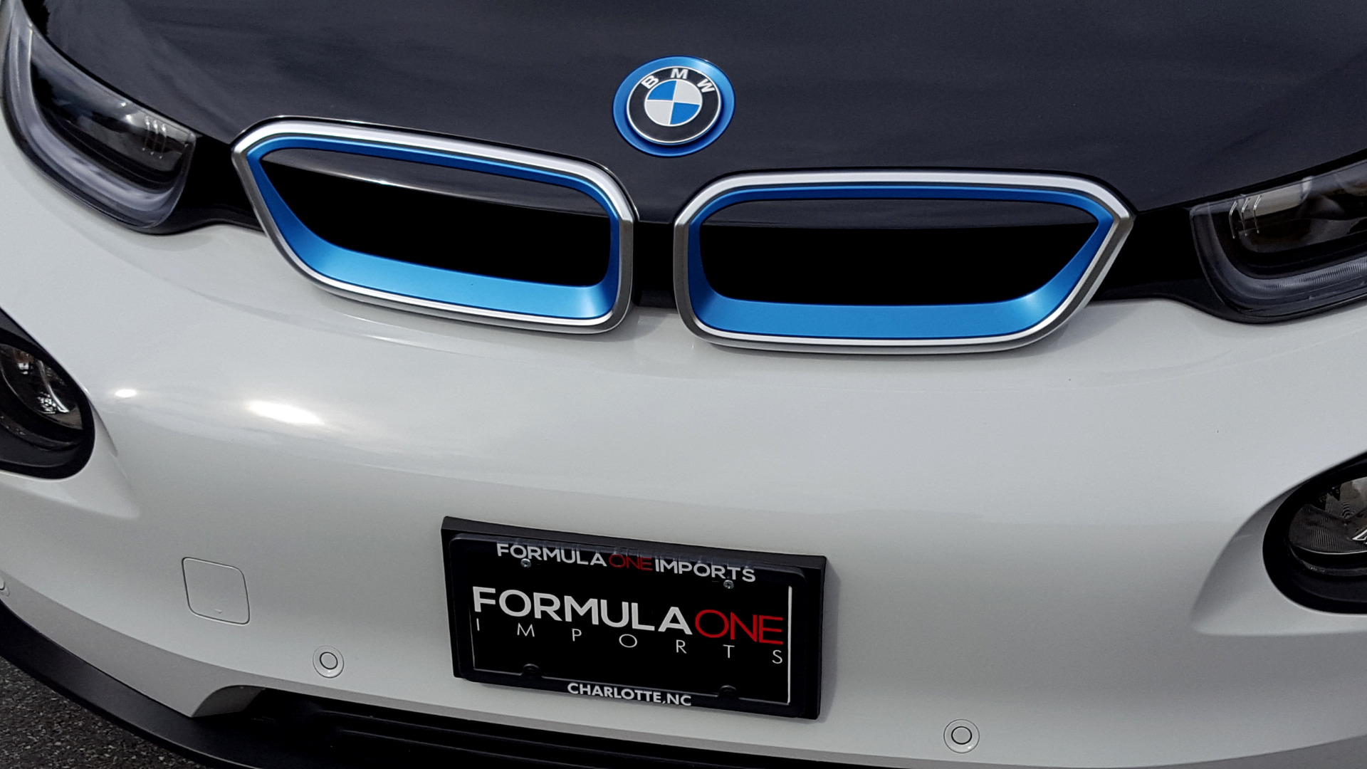 Used 2014 BMW i3 for sale Sold at Formula Imports in Charlotte NC 28227 39