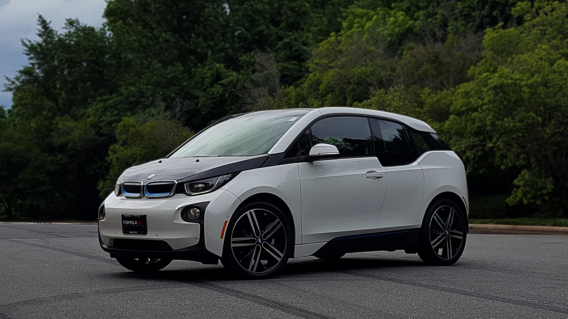 Used 2014 BMW i3 for sale Sold at Formula Imports in Charlotte NC 28227 42