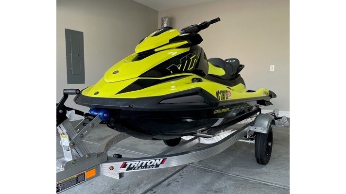 Used 2021 Yamaha VX1800C-WA WAVERUNNER CRUISER HO / TRAILER / 3-VESTS / COVER / 16HRS for sale Sold at Formula Imports in Charlotte NC 28227 1