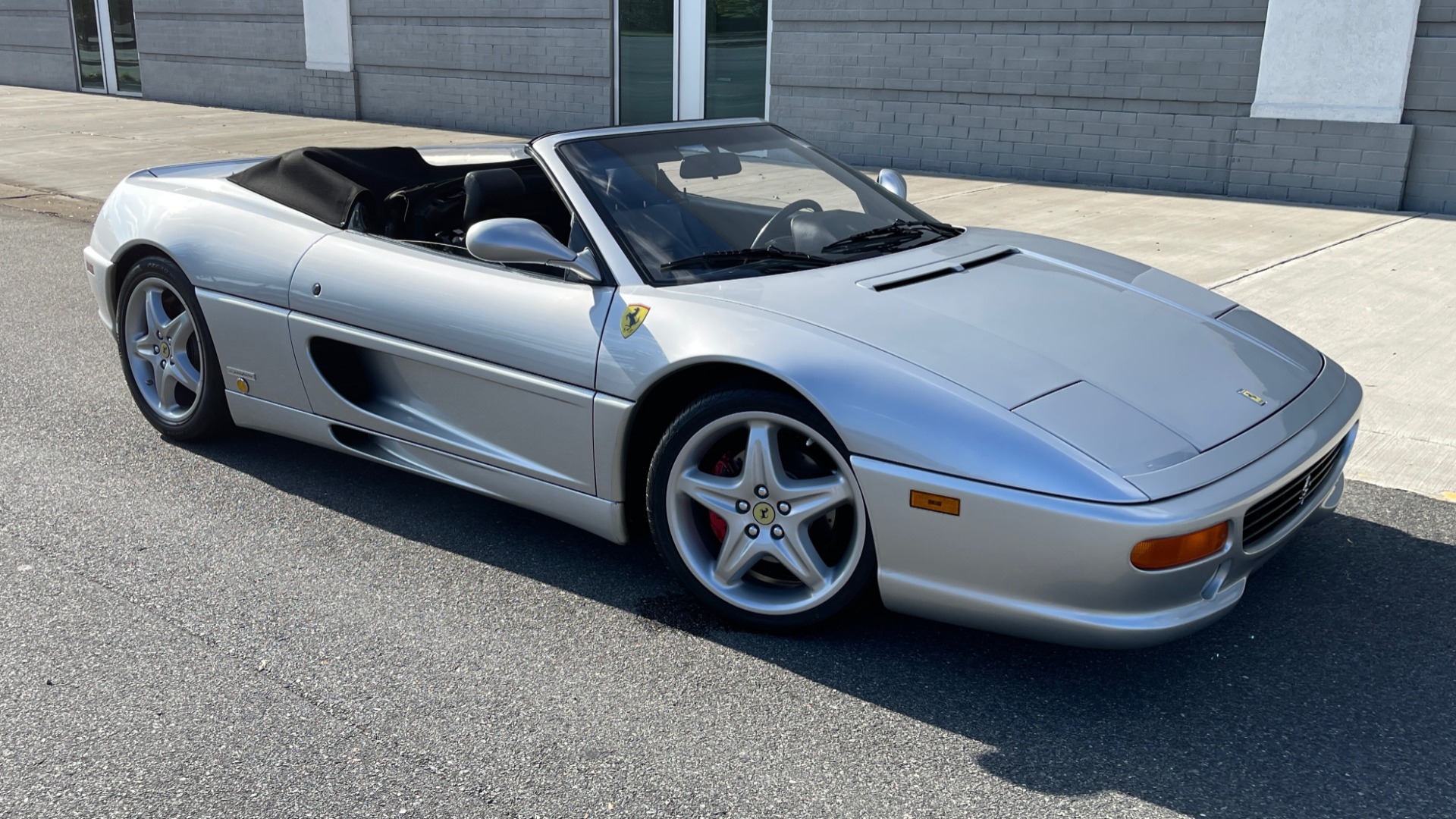 Used 1999 Ferrari F355 SPIDER for sale $95,000 at Formula Imports in Charlotte NC 28227 5