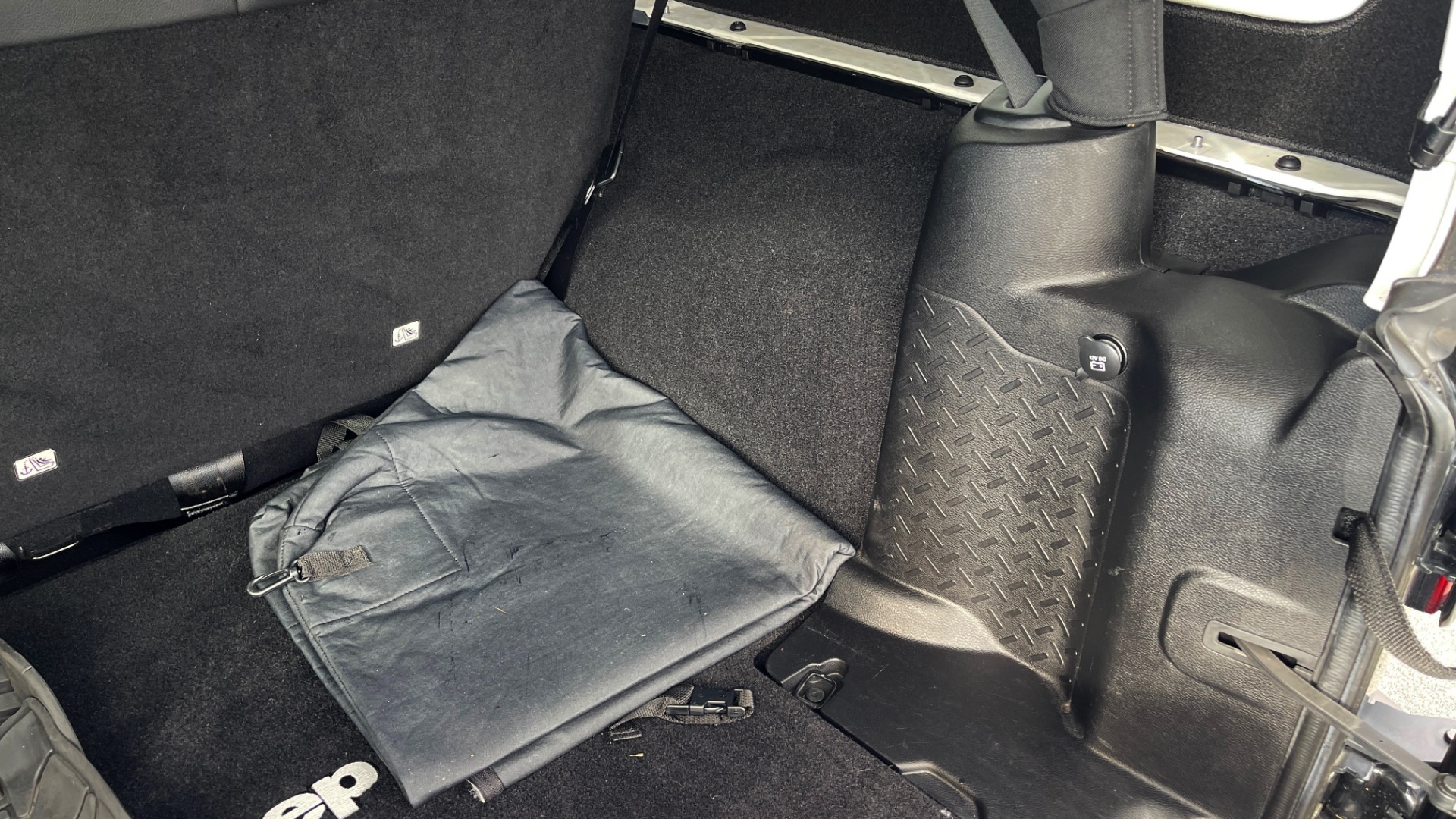 Used 2015 Jeep WRANGLER UNLIMITED RUBICON HARD ROCK 4X4 / 3.6L / 5-SPD AUTO / FREEDOM TOP for sale Sold at Formula Imports in Charlotte NC 28227 28