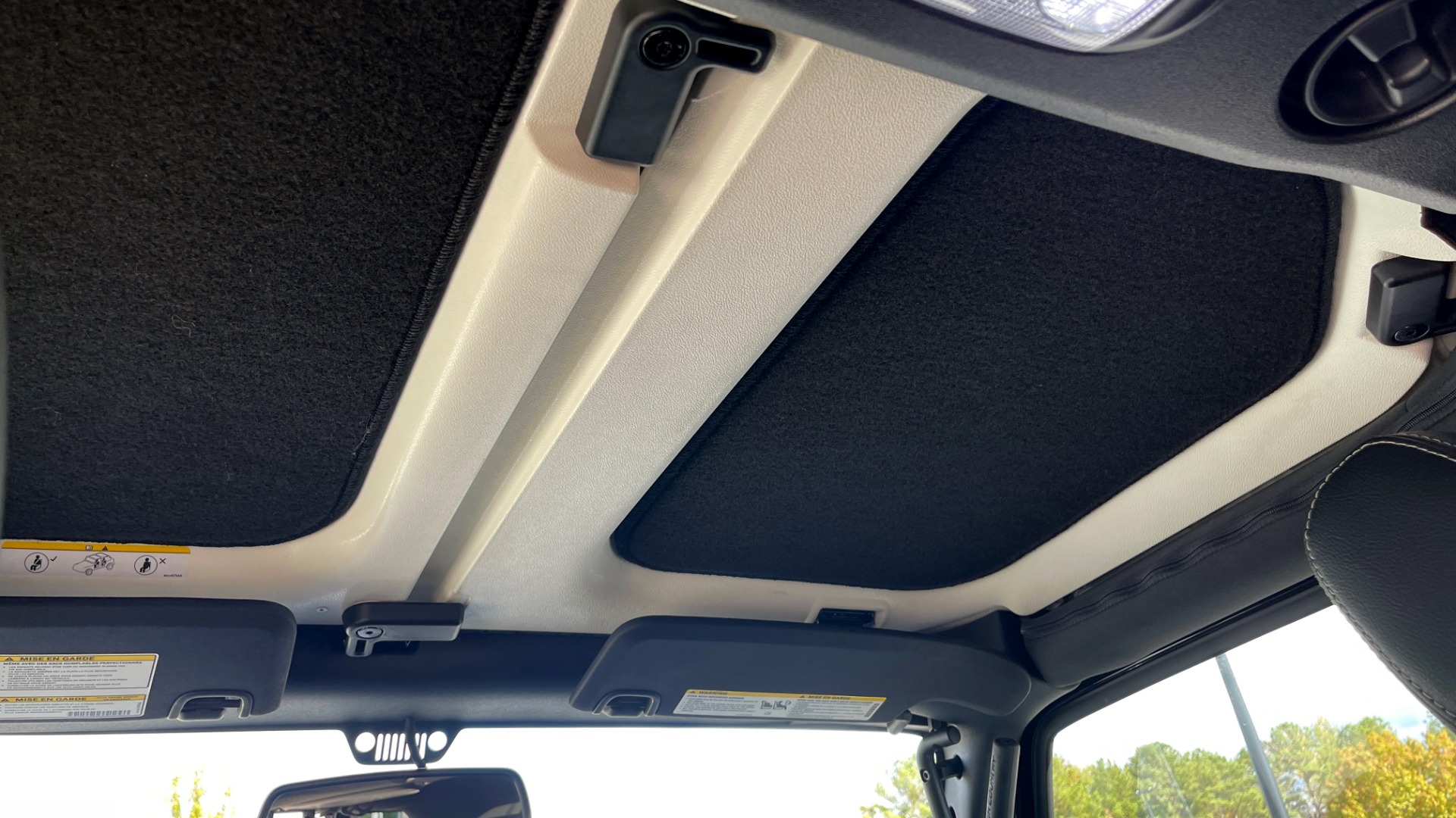 Used 2015 Jeep WRANGLER UNLIMITED RUBICON HARD ROCK 4X4 / 3.6L / 5-SPD AUTO / FREEDOM TOP for sale Sold at Formula Imports in Charlotte NC 28227 60