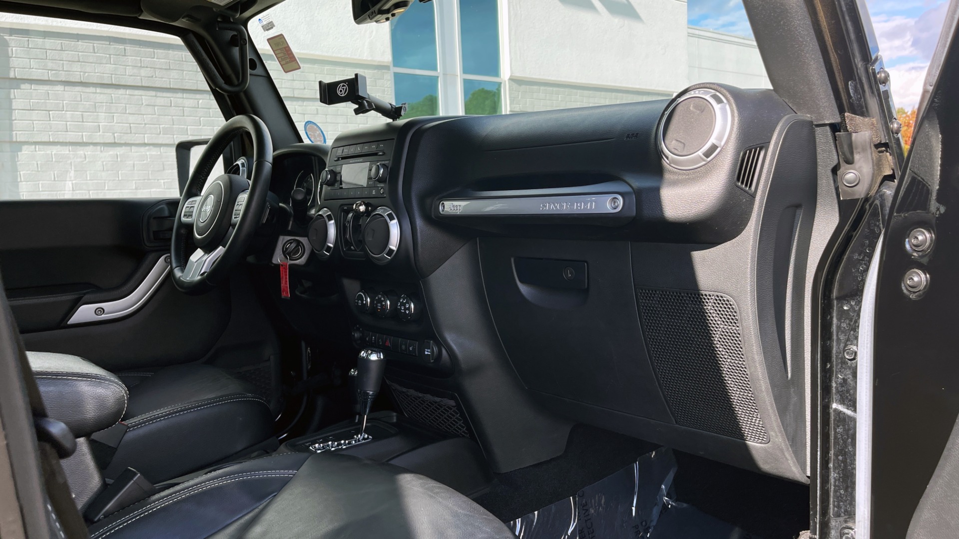 Used 2015 Jeep WRANGLER UNLIMITED RUBICON HARD ROCK 4X4 / 3.6L / 5-SPD AUTO / FREEDOM TOP for sale Sold at Formula Imports in Charlotte NC 28227 68