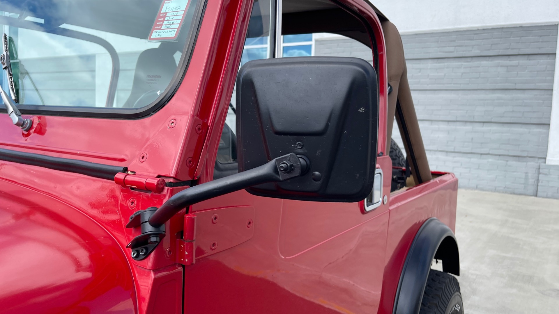 Used 1986 Jeep CJ-7 SOFT-TOP / 4X4 / 4.2L I6 / 5-SPEED MANUAL / HERTZ SPEAKERS / BFG TIRES for sale $20,999 at Formula Imports in Charlotte NC 28227 27