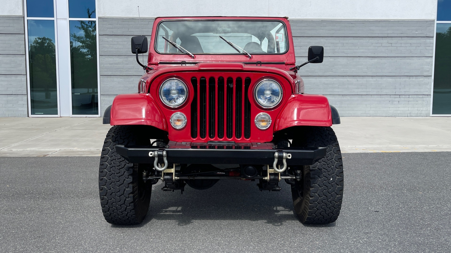 Used 1986 Jeep CJ-7 SOFT-TOP / 4X4 / 4.2L I6 / 5-SPEED MANUAL / HERTZ SPEAKERS / BFG TIRES for sale Sold at Formula Imports in Charlotte NC 28227 5