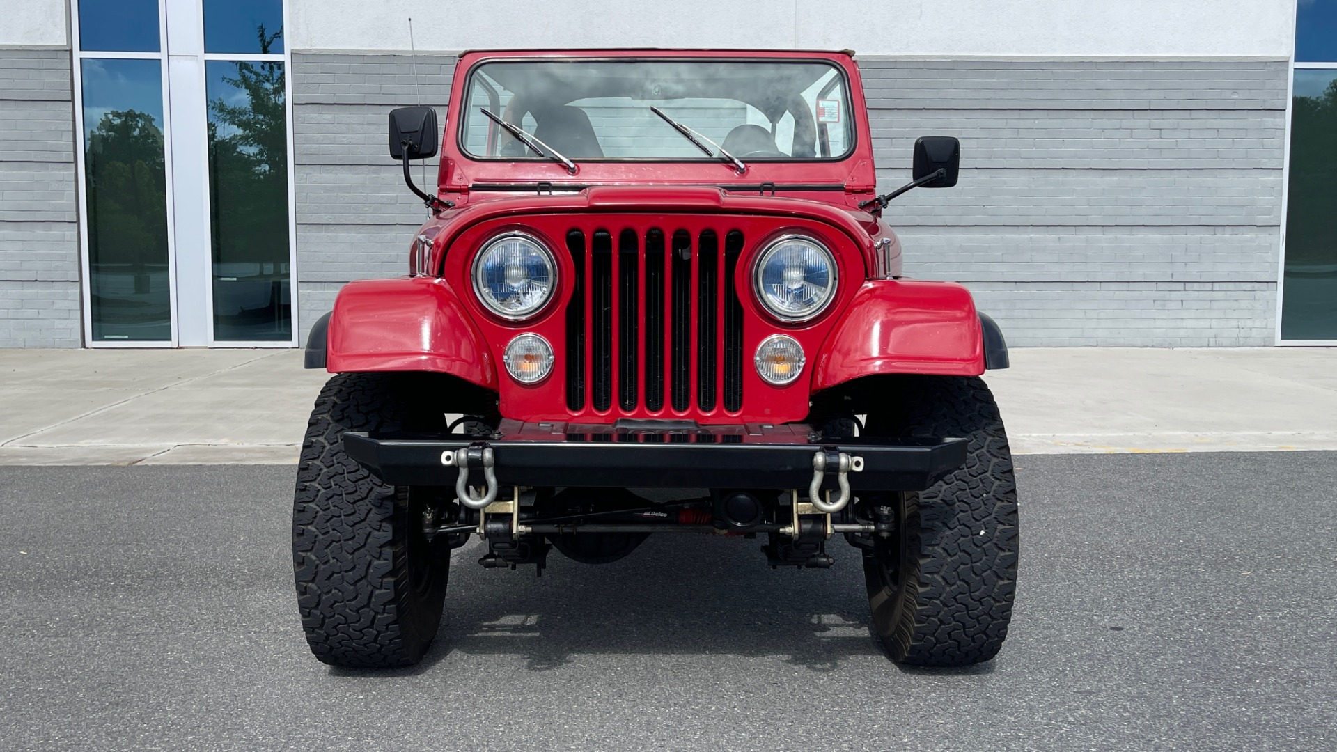 Used 1986 Jeep CJ-7 SOFT-TOP / 4X4 / 4.2L I6 / 5-SPEED MANUAL / HERTZ SPEAKERS / BFG TIRES for sale $20,999 at Formula Imports in Charlotte NC 28227 5