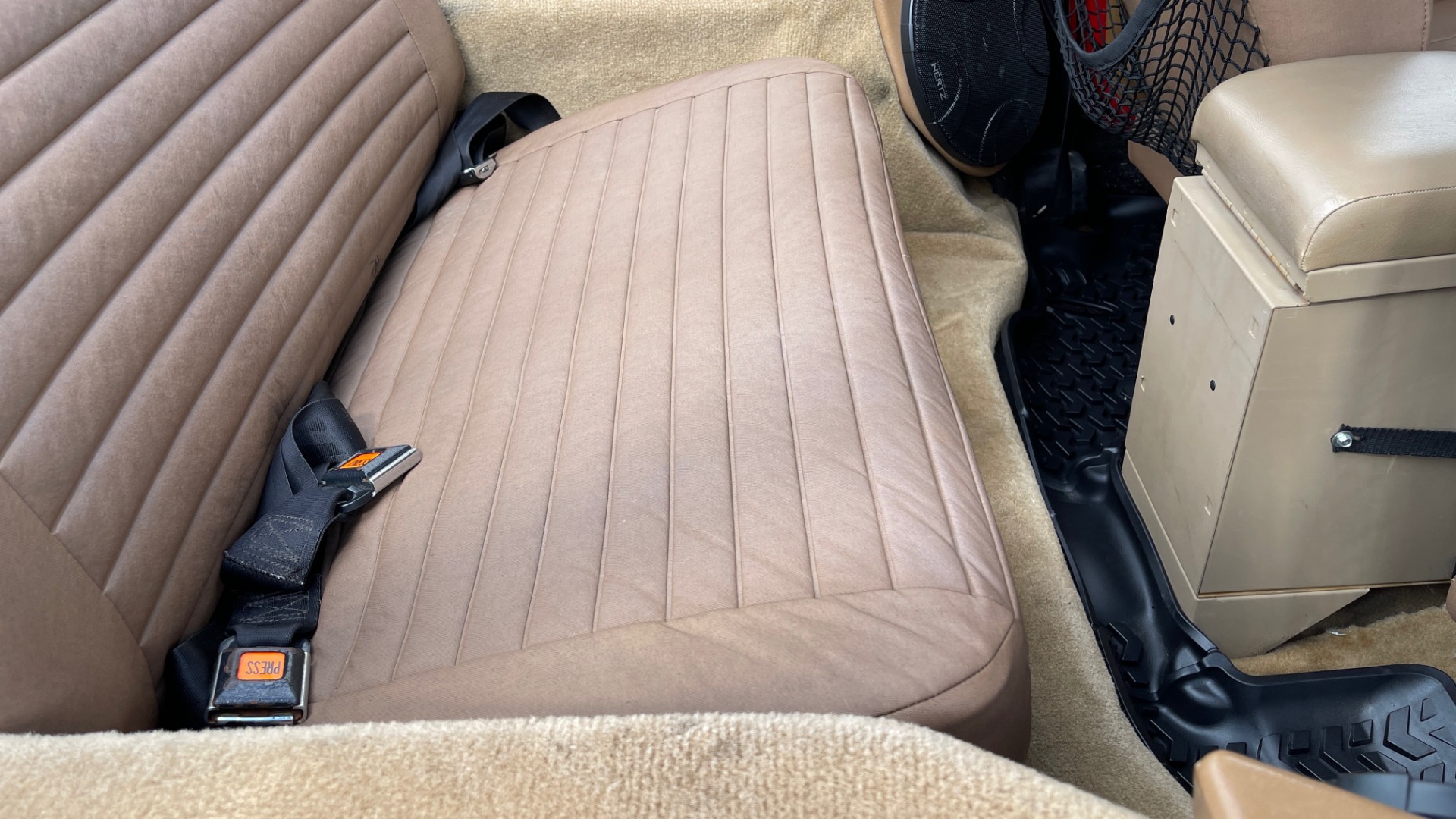 Used 1986 Jeep CJ-7 SOFT-TOP / 4X4 / 4.2L I6 / 5-SPEED MANUAL / HERTZ SPEAKERS / BFG TIRES for sale $20,999 at Formula Imports in Charlotte NC 28227 74