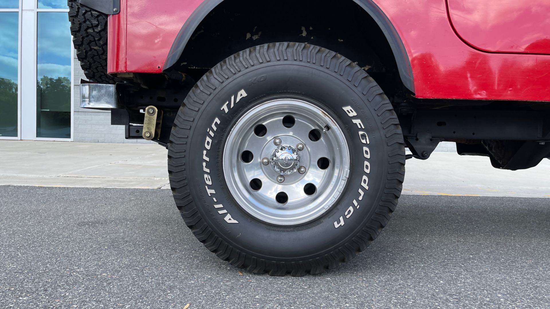 Used 1986 Jeep CJ-7 SOFT-TOP / 4X4 / 4.2L I6 / 5-SPEED MANUAL / HERTZ SPEAKERS / BFG TIRES for sale $20,999 at Formula Imports in Charlotte NC 28227 86