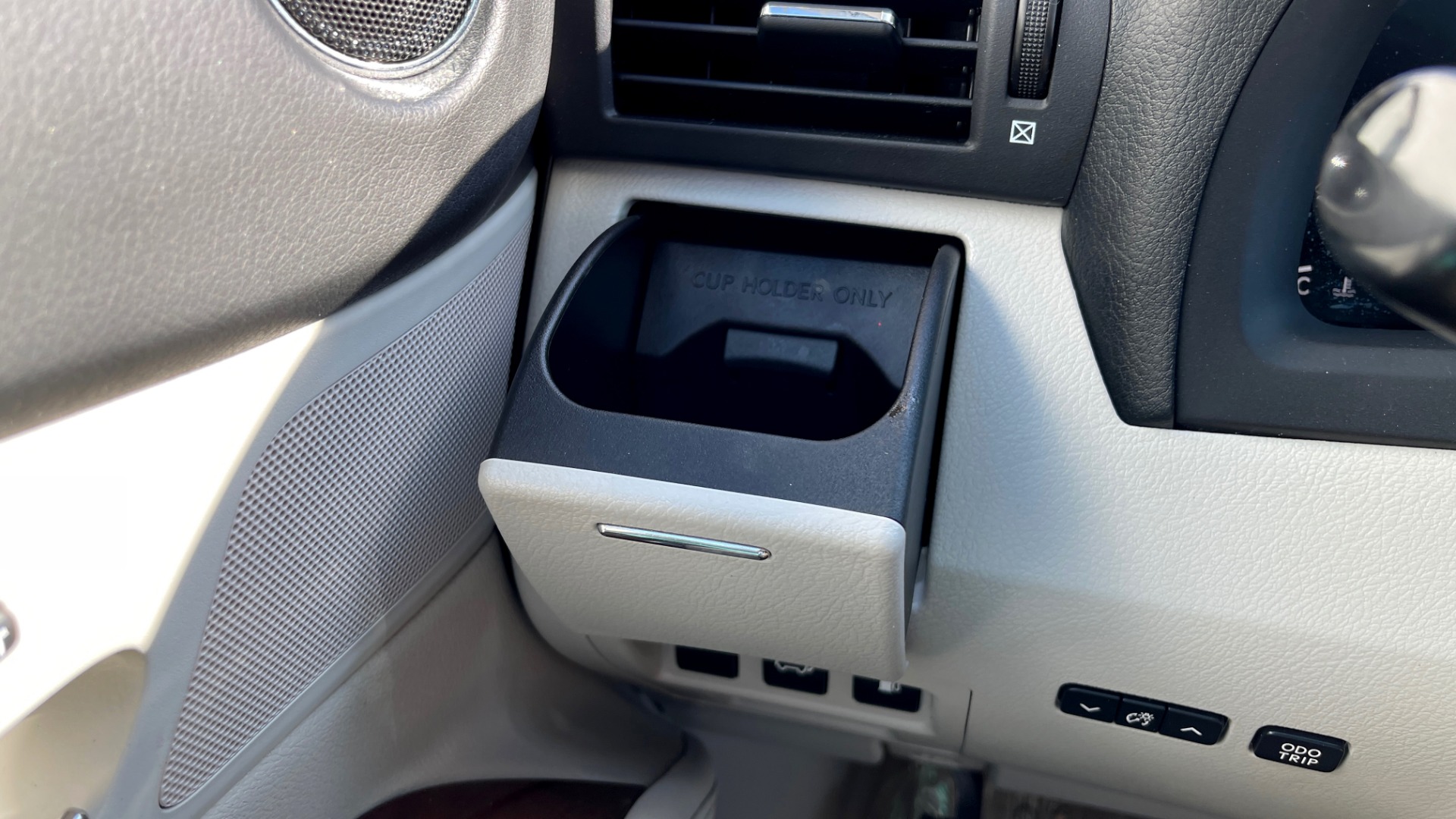 Used 2011 Lexus RX 350 PREMIUM / TOWING PREP PKG / VENTILATED STS / SUNROOF / REARVIEW for sale Sold at Formula Imports in Charlotte NC 28227 29