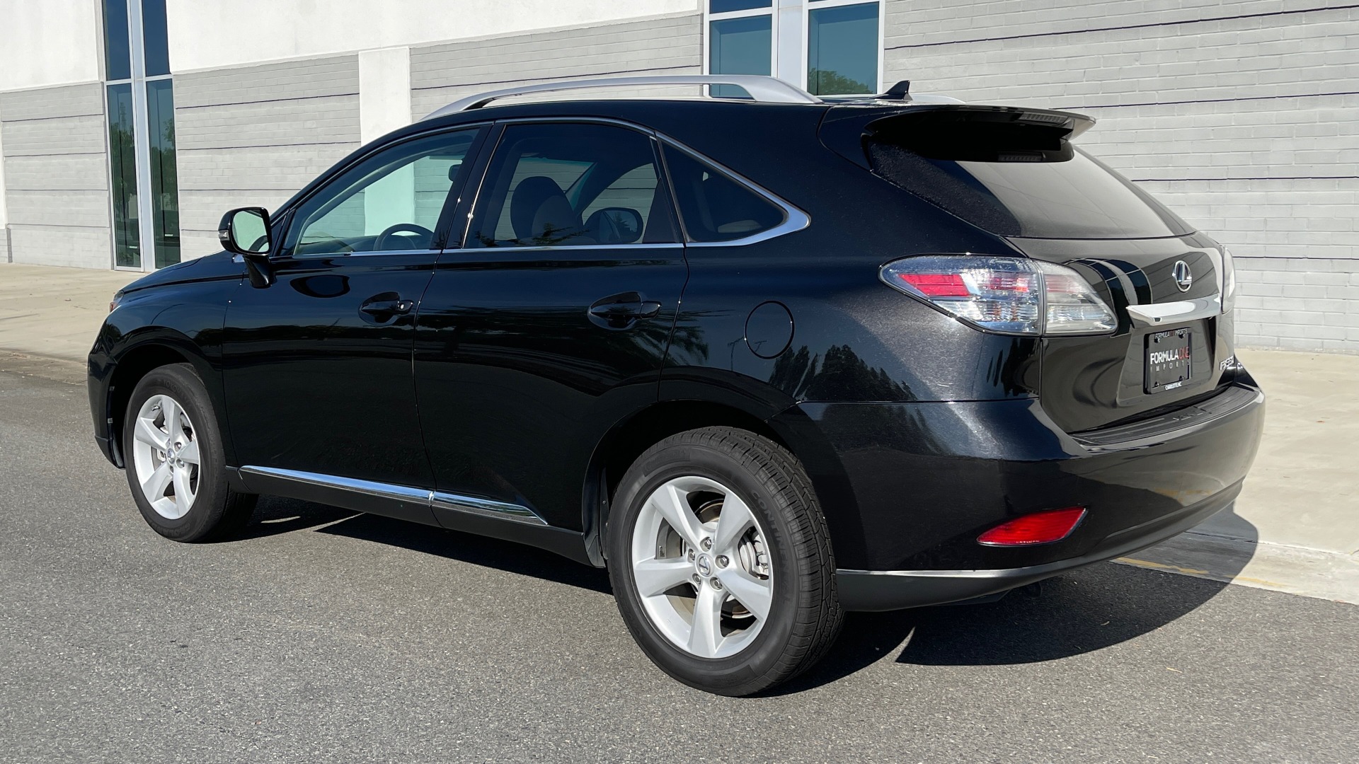 Used 2011 Lexus RX 350 PREMIUM / TOWING PREP PKG / VENTILATED STS / SUNROOF / REARVIEW for sale Sold at Formula Imports in Charlotte NC 28227 4