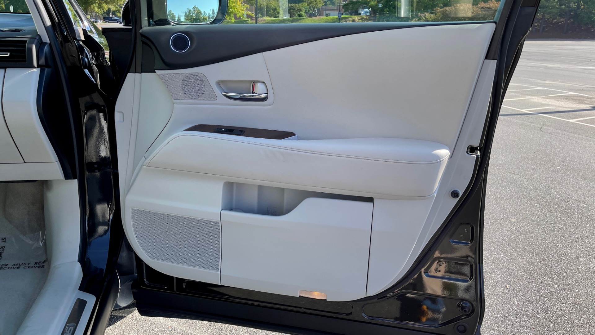 Used 2011 Lexus RX 350 PREMIUM / TOWING PREP PKG / VENTILATED STS / SUNROOF / REARVIEW for sale Sold at Formula Imports in Charlotte NC 28227 56