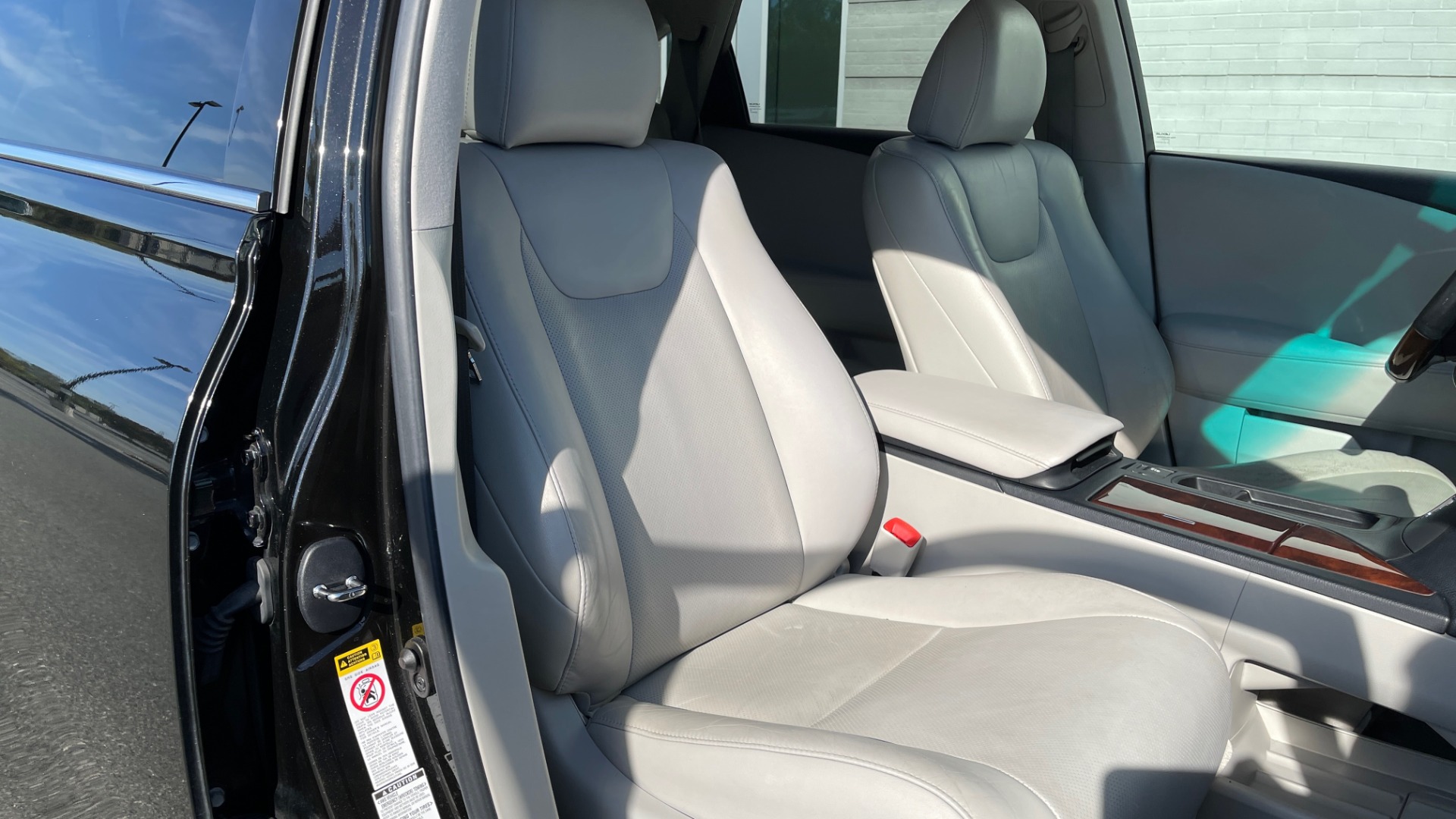 Used 2011 Lexus RX 350 PREMIUM / TOWING PREP PKG / VENTILATED STS / SUNROOF / REARVIEW for sale Sold at Formula Imports in Charlotte NC 28227 59