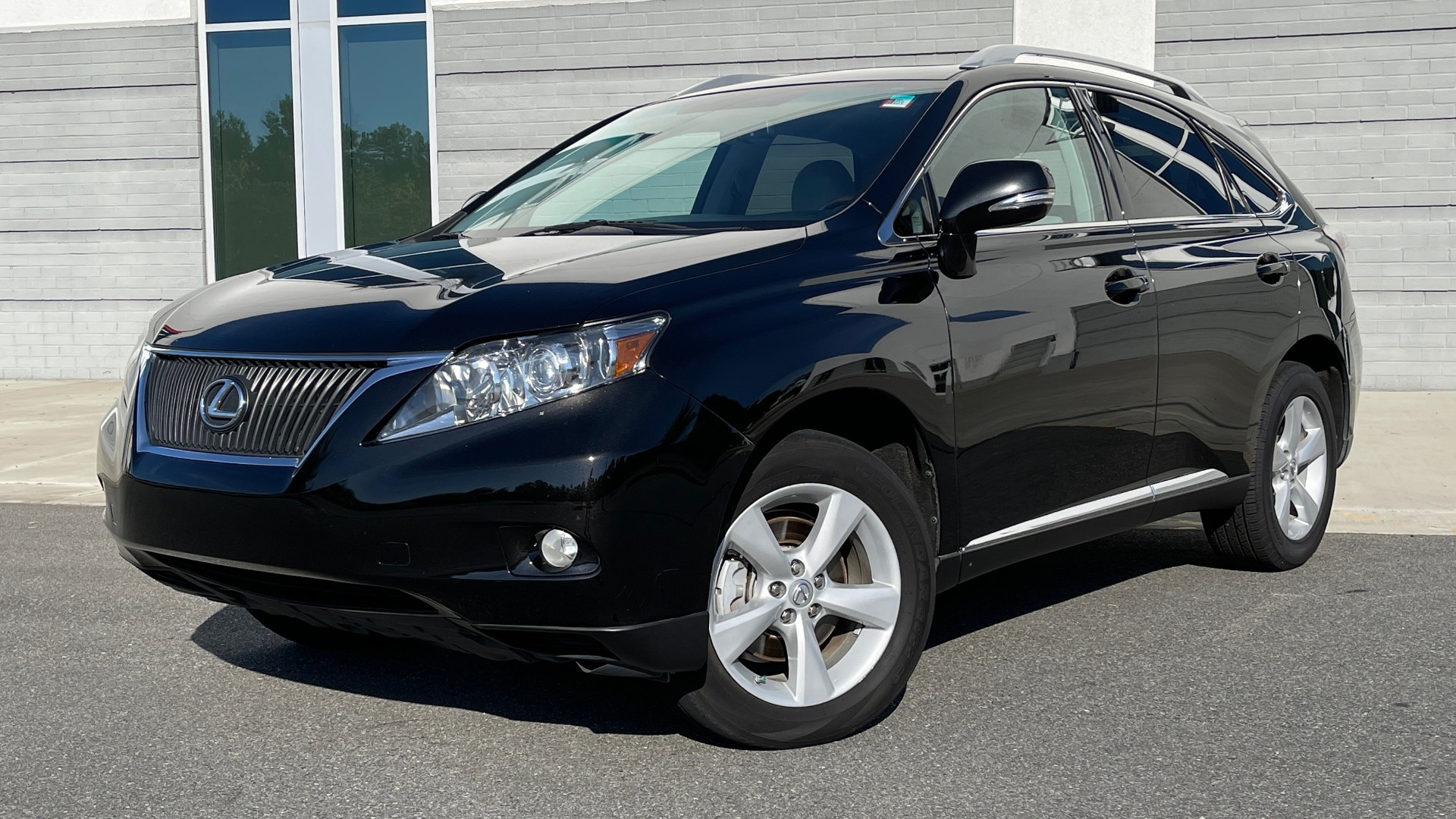 Used 2011 Lexus RX 350 PREMIUM / TOWING PREP PKG / VENTILATED STS / SUNROOF / REARVIEW for sale Sold at Formula Imports in Charlotte NC 28227 1