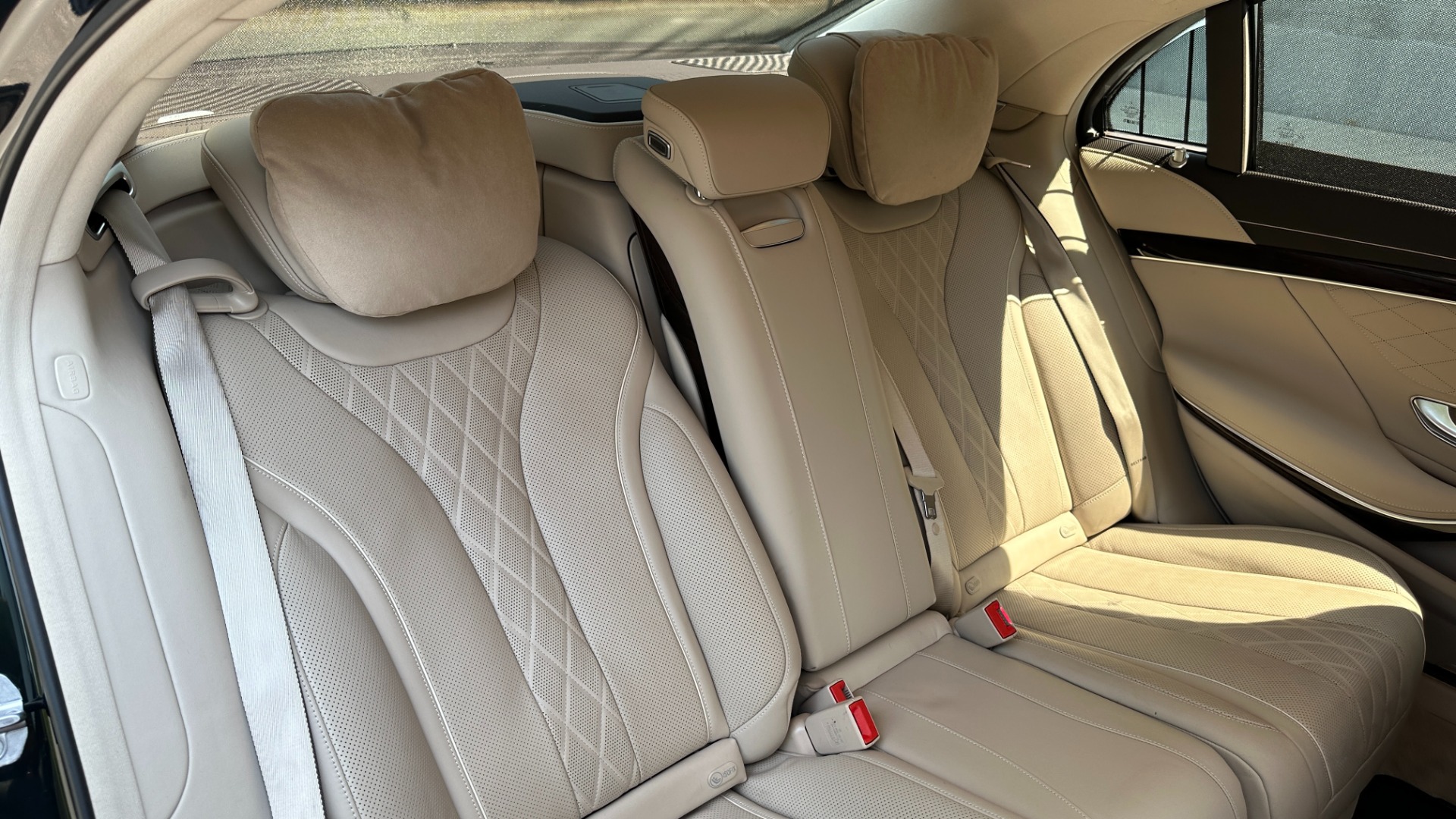 Used 2018 Mercedes-Benz S-Class S560 / EXECUTIVE PACKAGE / PREMIUM / DRIVER ASSIST for sale Sold at Formula Imports in Charlotte NC 28227 35