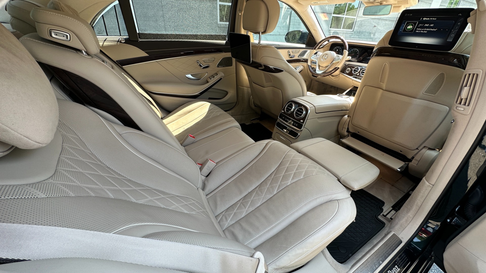 Used 2018 Mercedes-Benz S-Class S560 / EXECUTIVE PACKAGE / PREMIUM / DRIVER ASSIST for sale Sold at Formula Imports in Charlotte NC 28227 37