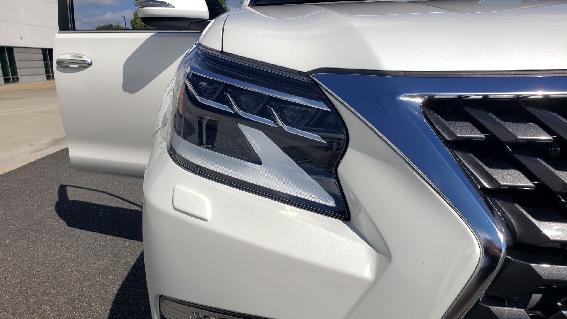 Used 2021 Lexus GX 460 PREMIUM / AWD / NAV / SUNROOF / 3-ROW / REARVIEW for sale Sold at Formula Imports in Charlotte NC 28227 22