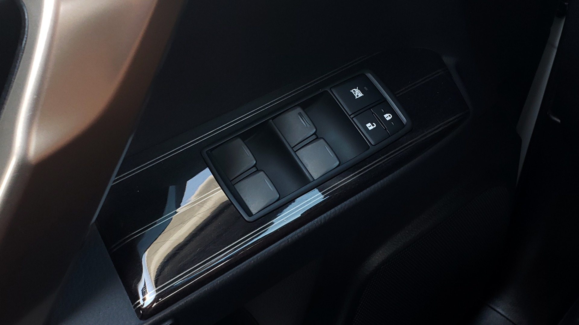 Used 2021 Lexus GX 460 PREMIUM / AWD / NAV / SUNROOF / 3-ROW / REARVIEW for sale Sold at Formula Imports in Charlotte NC 28227 37