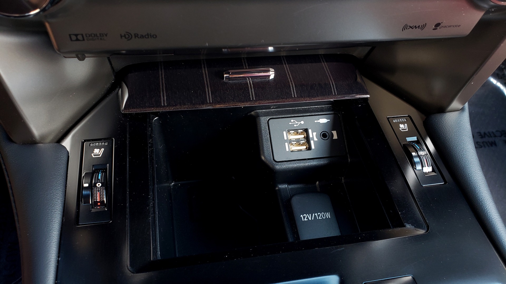 Used 2021 Lexus GX 460 PREMIUM / AWD / NAV / SUNROOF / 3-ROW / REARVIEW for sale Sold at Formula Imports in Charlotte NC 28227 50