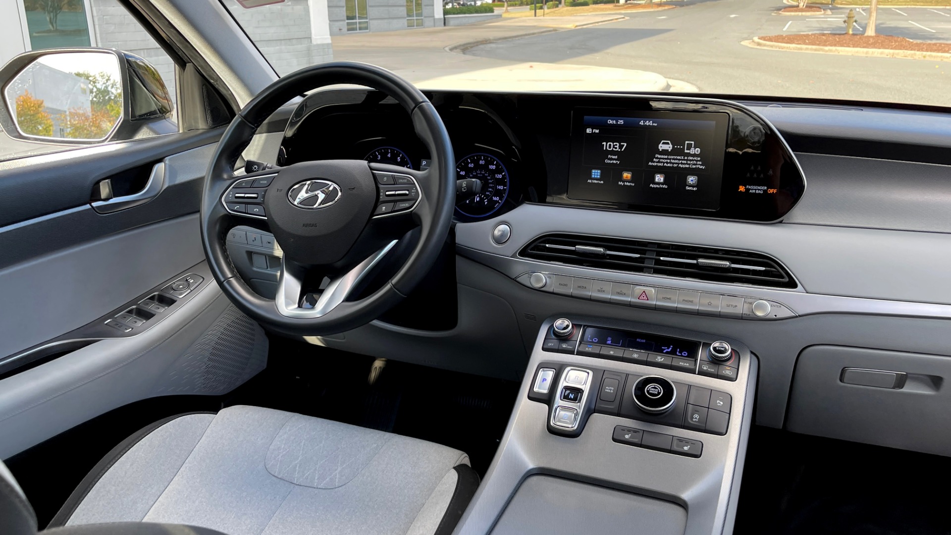 Used 2020 Hyundai PALISADE SEL / 3.8L V6 / FWD / 8-SPD AUTO / SUNROOF / 3-ROW / REARVIEW for sale $38,599 at Formula Imports in Charlotte NC 28227 49