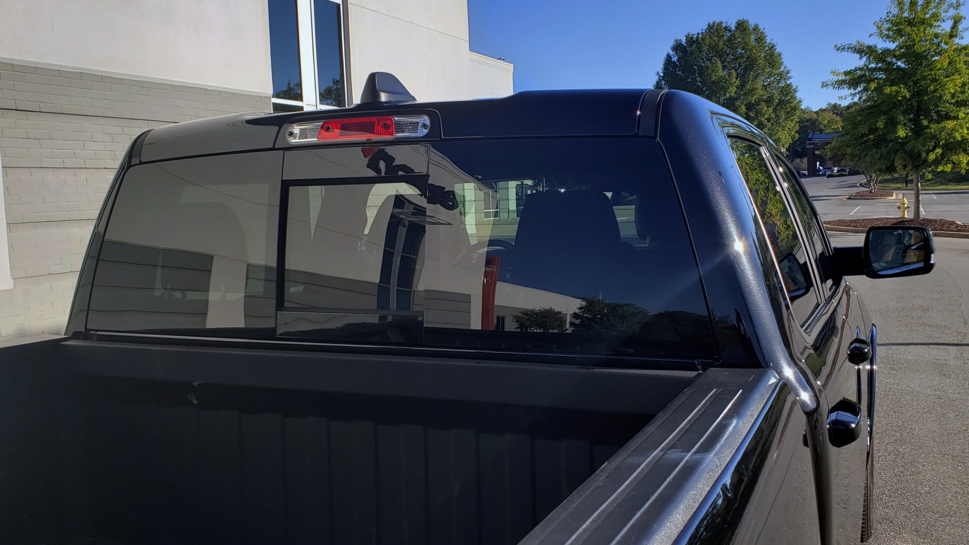 Used 2021 Ram 1500 LONGHORN LIMITED 4X4 / 5.7L HEMI / CREWCAB / H/K SND / PANO-ROOF / REARVIEW for sale Sold at Formula Imports in Charlotte NC 28227 20