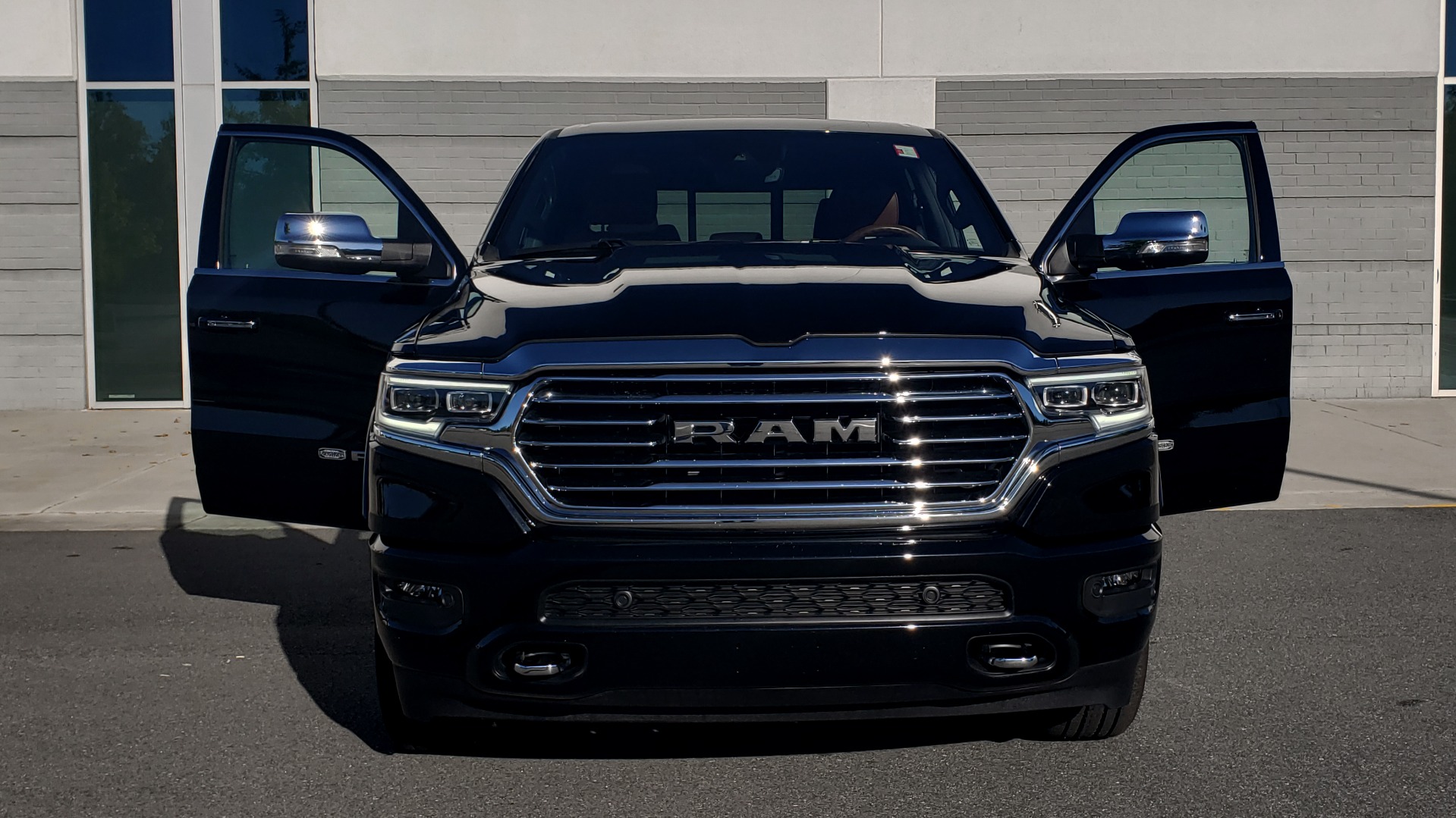 Used 2021 Ram 1500 LONGHORN LIMITED 4X4 / 5.7L HEMI / CREWCAB / H/K SND / PANO-ROOF / REARVIEW for sale Sold at Formula Imports in Charlotte NC 28227 21