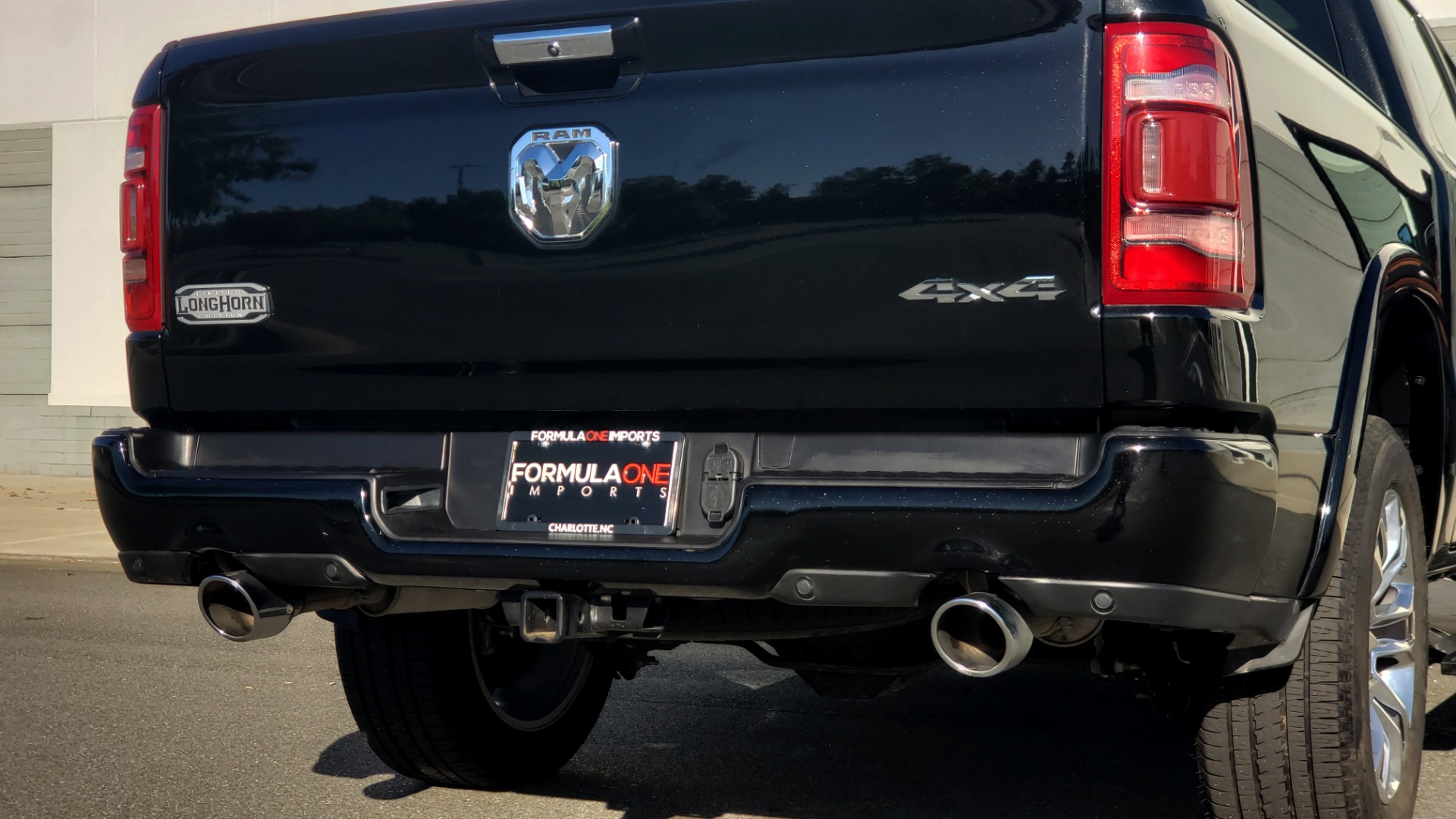 Used 2021 Ram 1500 LONGHORN LIMITED 4X4 / 5.7L HEMI / CREWCAB / H/K SND / PANO-ROOF / REARVIEW for sale $65,999 at Formula Imports in Charlotte NC 28227 31