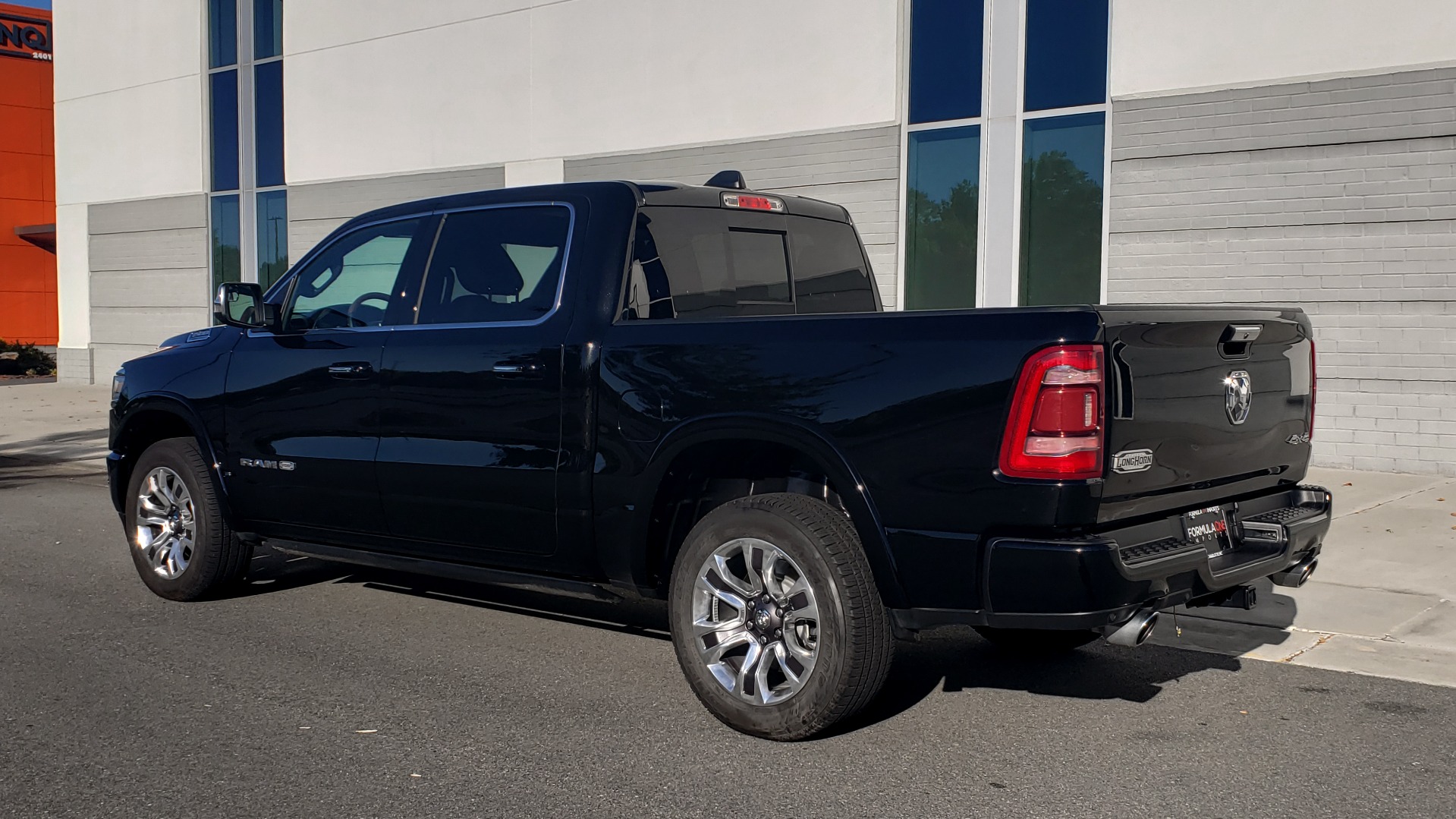 Used 2021 Ram 1500 LONGHORN LIMITED 4X4 / 5.7L HEMI / CREWCAB / H/K SND / PANO-ROOF / REARVIEW for sale Sold at Formula Imports in Charlotte NC 28227 5