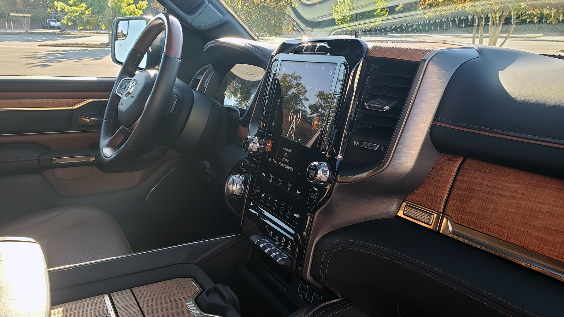 Used 2021 Ram 1500 LONGHORN LIMITED 4X4 / 5.7L HEMI / CREWCAB / H/K SND / PANO-ROOF / REARVIEW for sale Sold at Formula Imports in Charlotte NC 28227 65