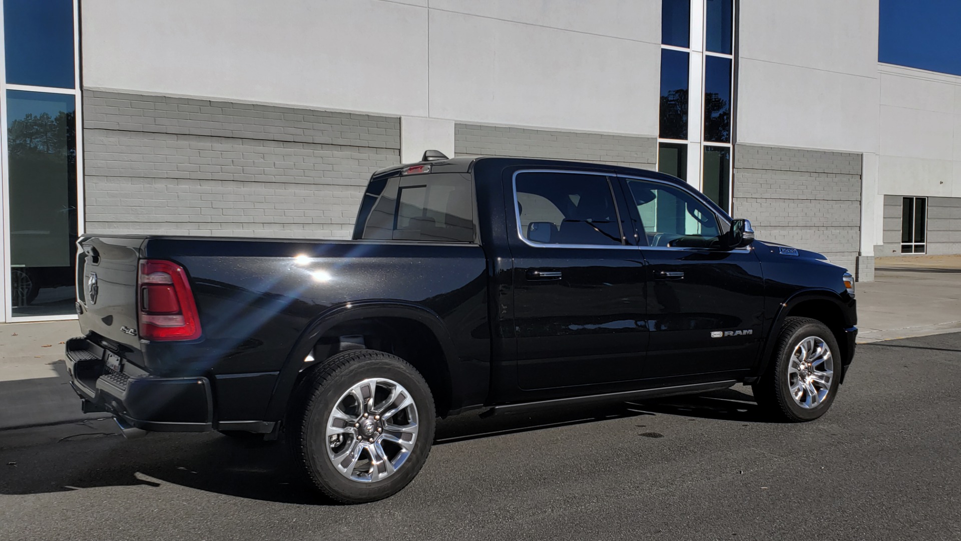 Used 2021 Ram 1500 LONGHORN LIMITED 4X4 / 5.7L HEMI / CREWCAB / H/K SND / PANO-ROOF / REARVIEW for sale Sold at Formula Imports in Charlotte NC 28227 8