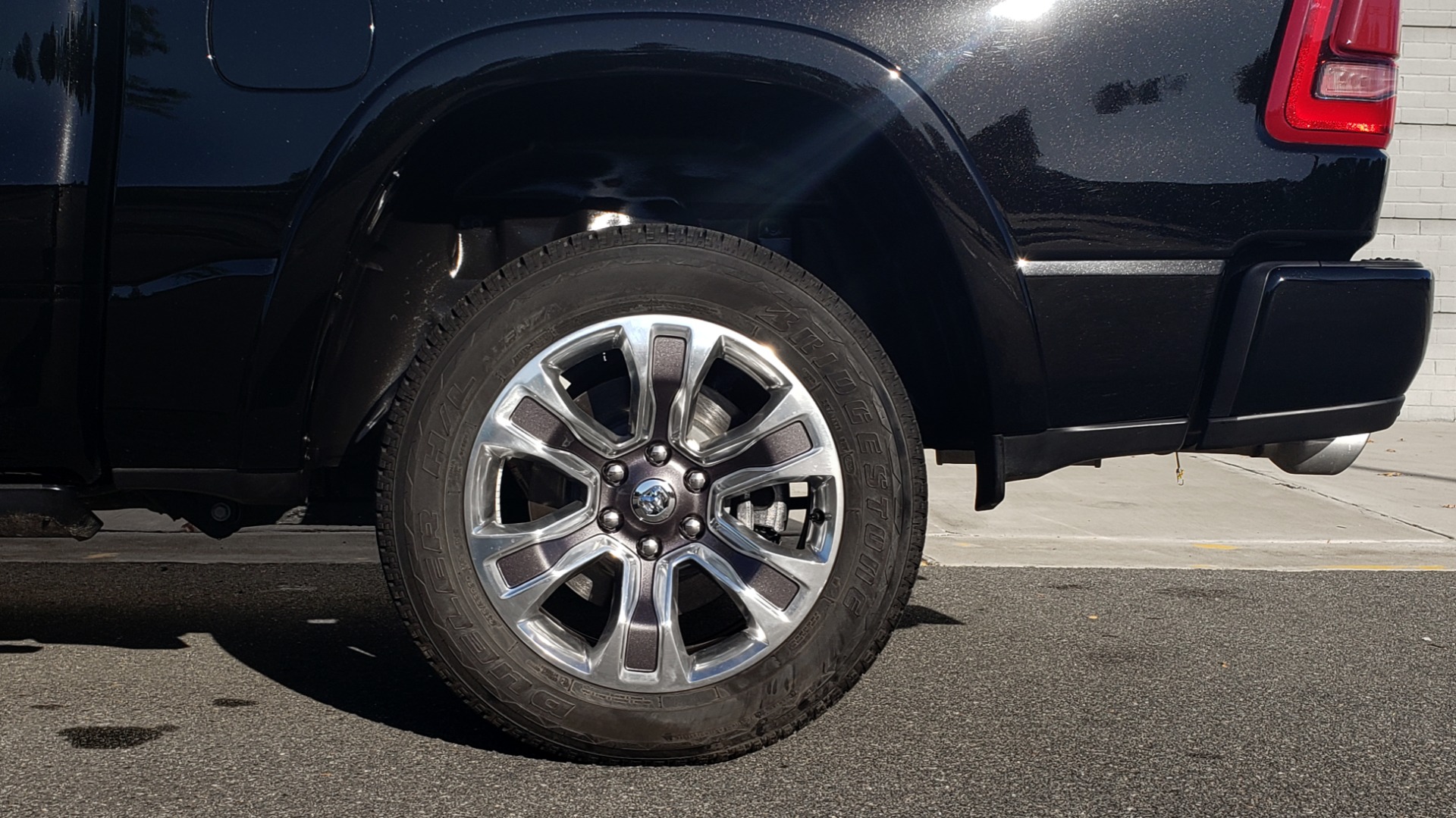 Used 2021 Ram 1500 LONGHORN LIMITED 4X4 / 5.7L HEMI / CREWCAB / H/K SND / PANO-ROOF / REARVIEW for sale $65,999 at Formula Imports in Charlotte NC 28227 98