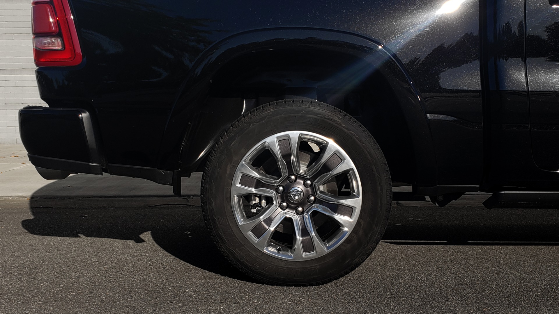 Used 2021 Ram 1500 LONGHORN LIMITED 4X4 / 5.7L HEMI / CREWCAB / H/K SND / PANO-ROOF / REARVIEW for sale $65,999 at Formula Imports in Charlotte NC 28227 99