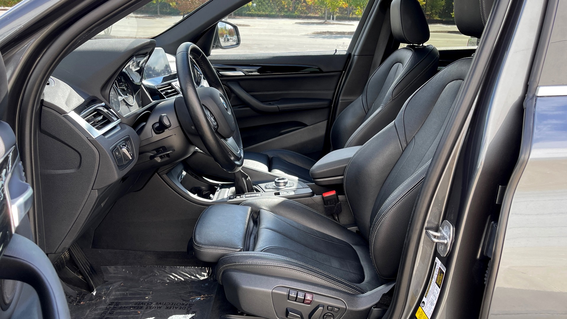 Used 2018 BMW X1 XDRIVE28I / CONV PKG / NAV / HTD STS & STRNG WHL / REARVIEW for sale Sold at Formula Imports in Charlotte NC 28227 26