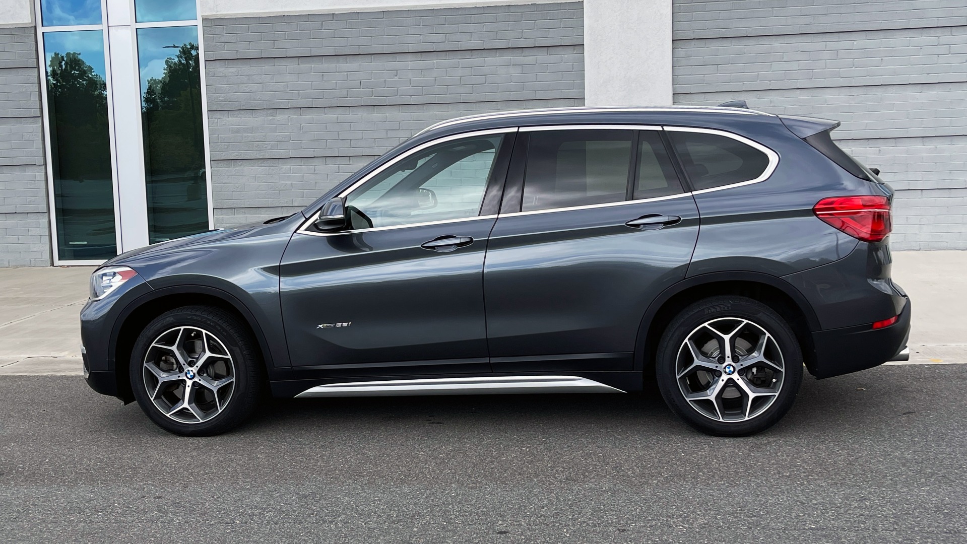 Used 2018 BMW X1 XDRIVE28I / CONV PKG / NAV / HTD STS & STRNG WHL / REARVIEW for sale Sold at Formula Imports in Charlotte NC 28227 5