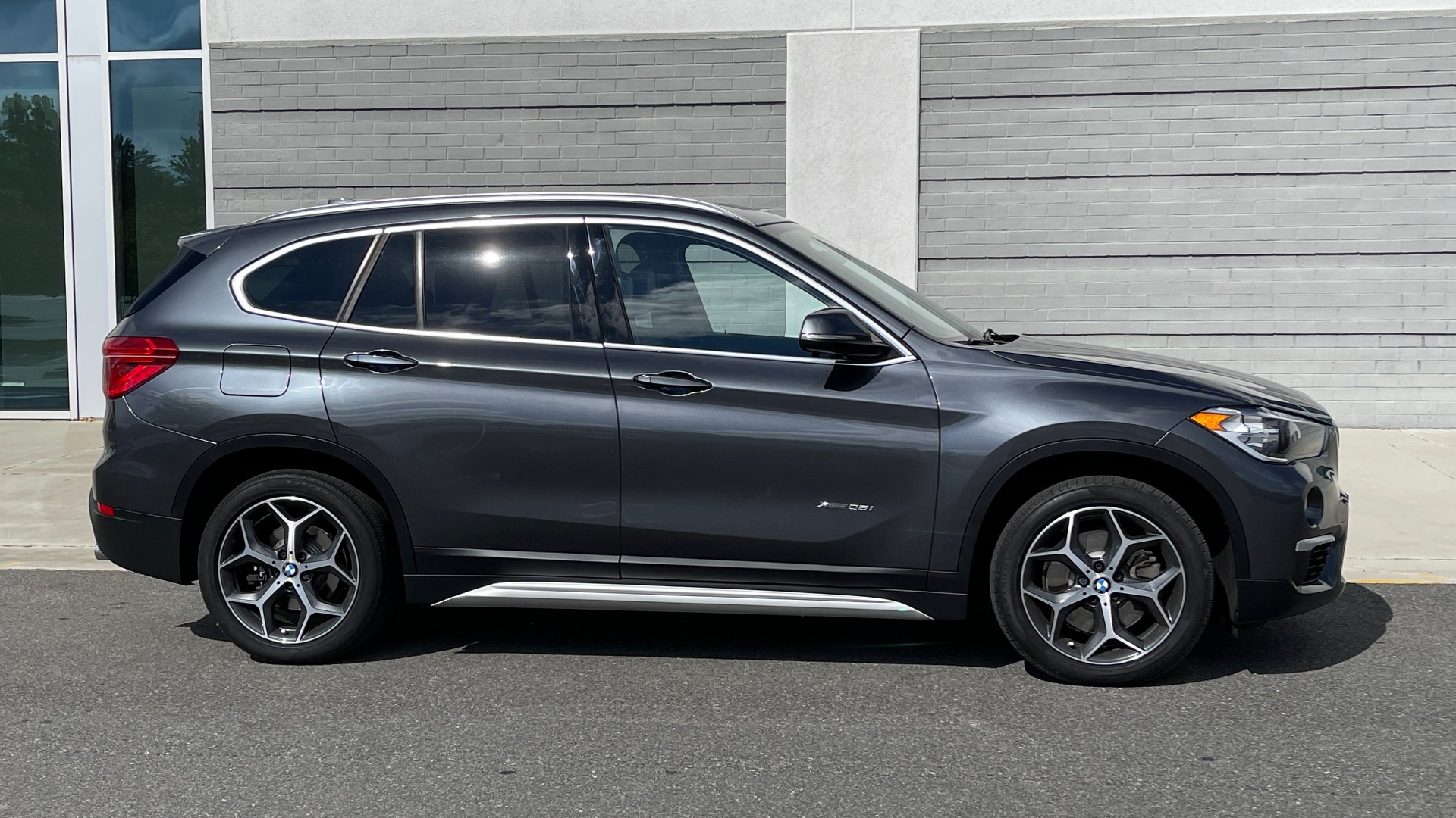 Used 2018 BMW X1 XDRIVE28I / CONV PKG / NAV / HTD STS & STRNG WHL / REARVIEW for sale Sold at Formula Imports in Charlotte NC 28227 6