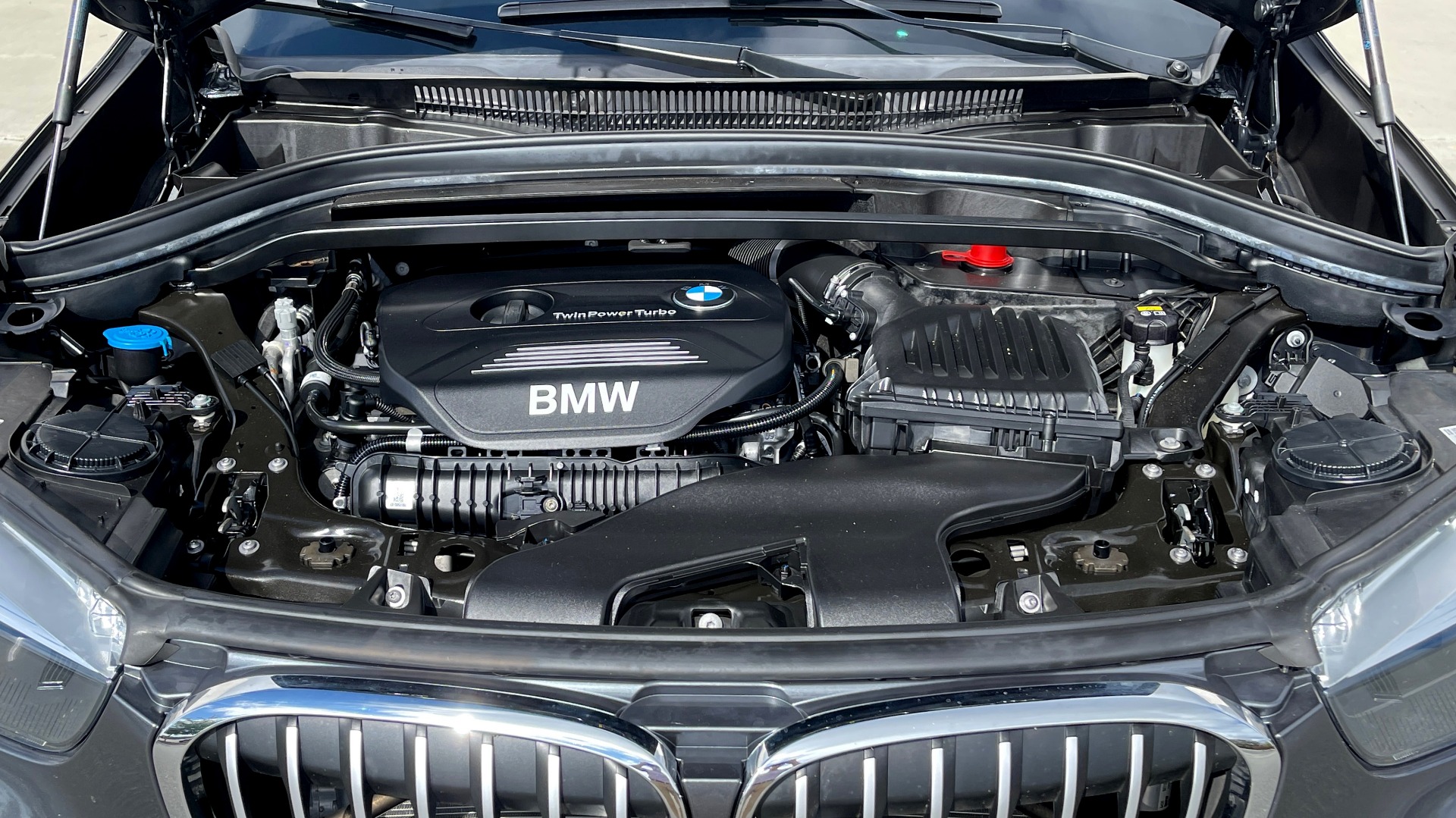 Used 2018 BMW X1 XDRIVE28I / CONV PKG / NAV / HTD STS & STRNG WHL / REARVIEW for sale Sold at Formula Imports in Charlotte NC 28227 9