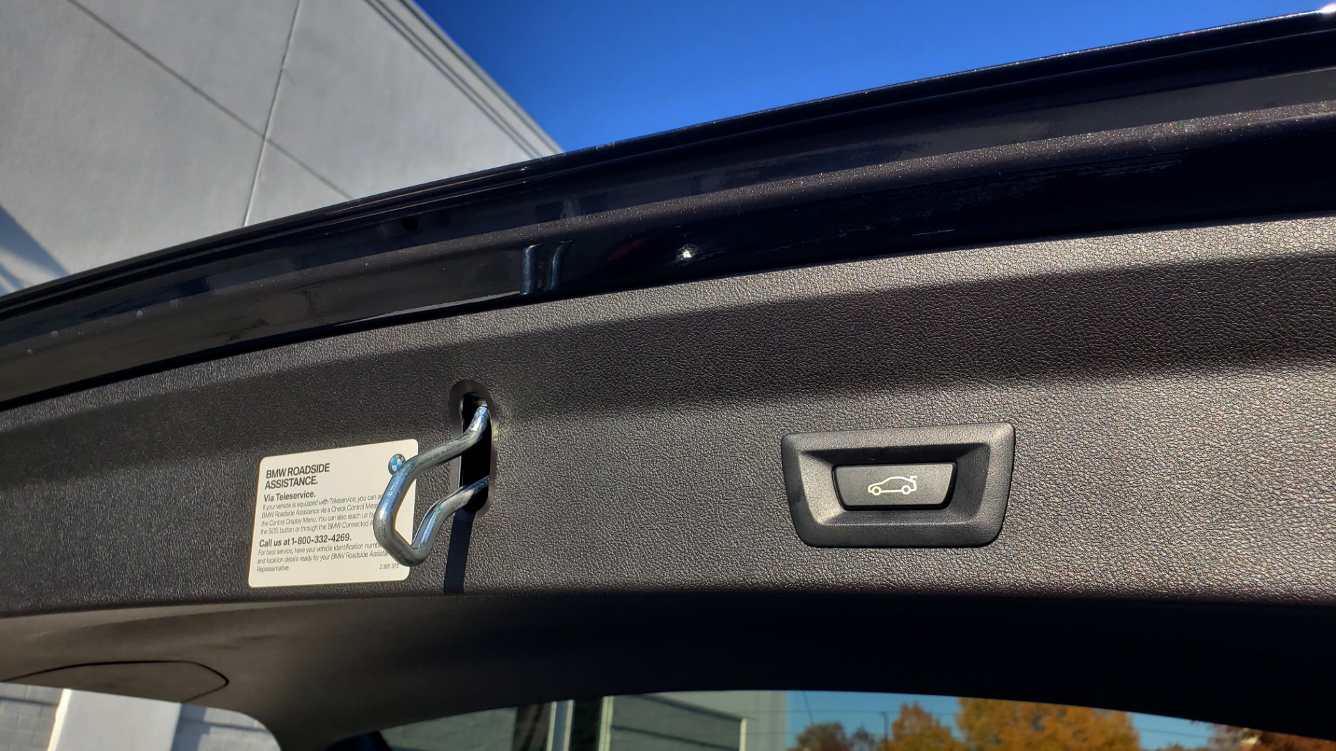 Used 2018 BMW X3 XDRIVE30I / NAV / PARK ASST / PANO-ROOF / HTD STS / REARVIEW for sale Sold at Formula Imports in Charlotte NC 28227 22