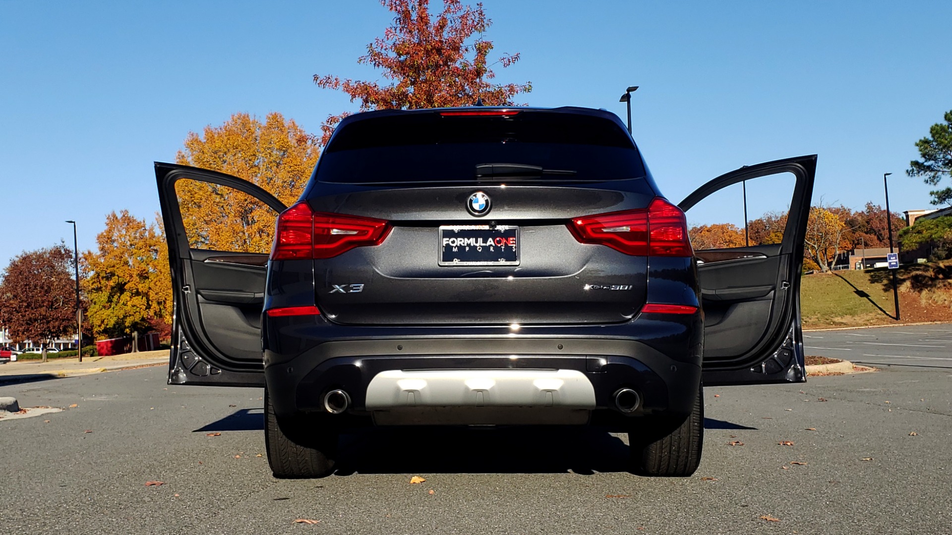 Used 2018 BMW X3 XDRIVE30I / NAV / PARK ASST / PANO-ROOF / HTD STS / REARVIEW for sale Sold at Formula Imports in Charlotte NC 28227 30