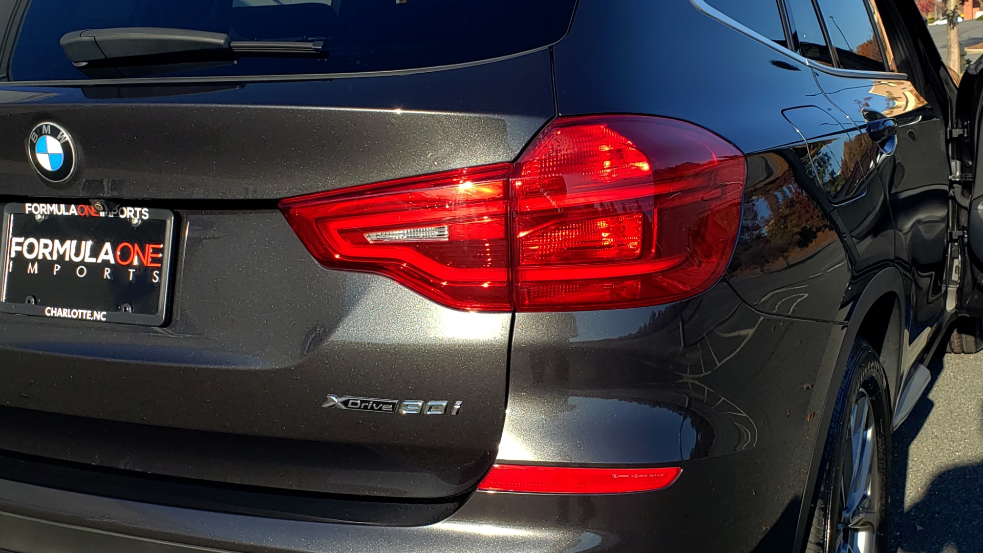 Used 2018 BMW X3 XDRIVE30I / NAV / PARK ASST / PANO-ROOF / HTD STS / REARVIEW for sale Sold at Formula Imports in Charlotte NC 28227 32