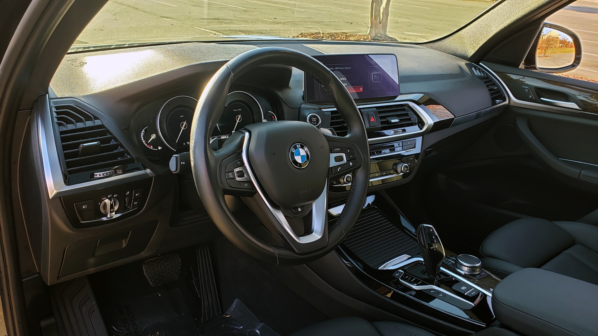 Used 2018 BMW X3 XDRIVE30I / NAV / PARK ASST / PANO-ROOF / HTD STS / REARVIEW for sale Sold at Formula Imports in Charlotte NC 28227 40