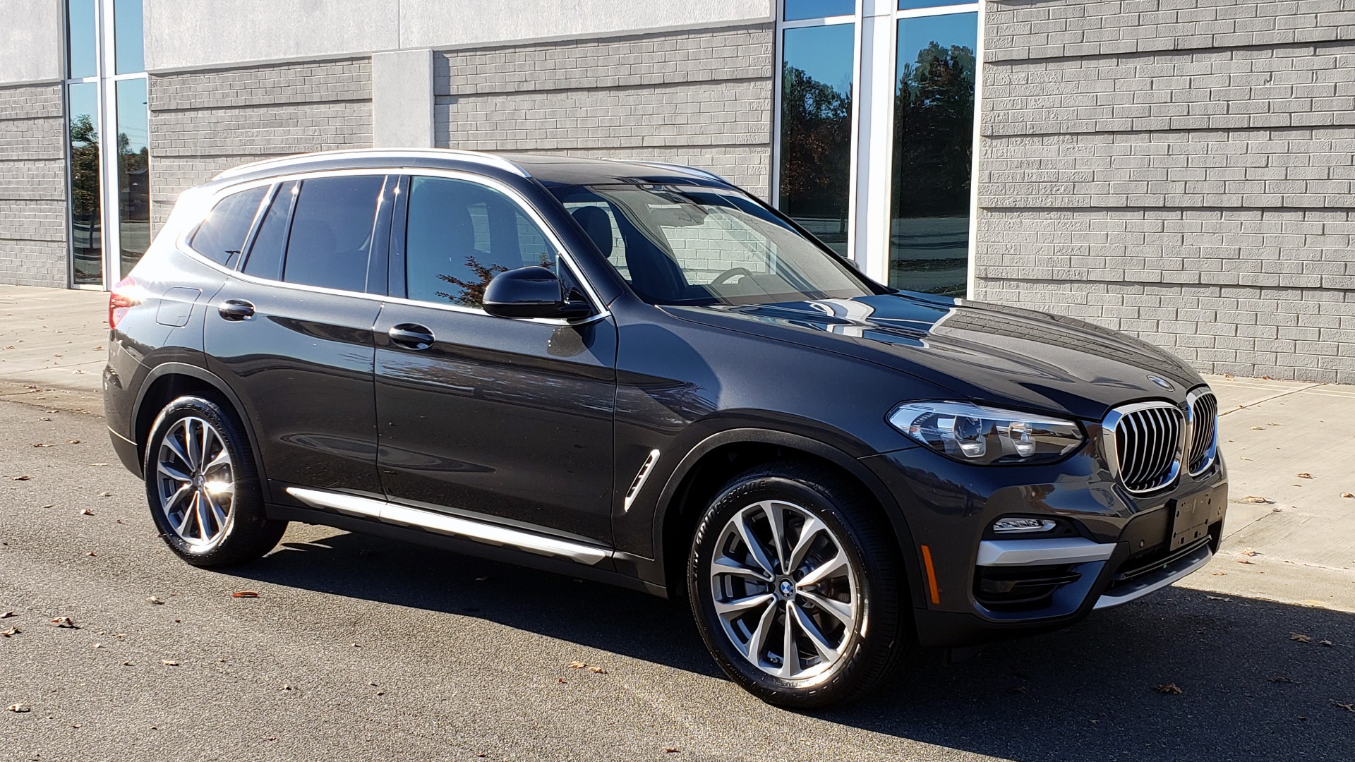 Used 2018 BMW X3 XDRIVE30I / NAV / PARK ASST / PANO-ROOF / HTD STS / REARVIEW for sale Sold at Formula Imports in Charlotte NC 28227 7