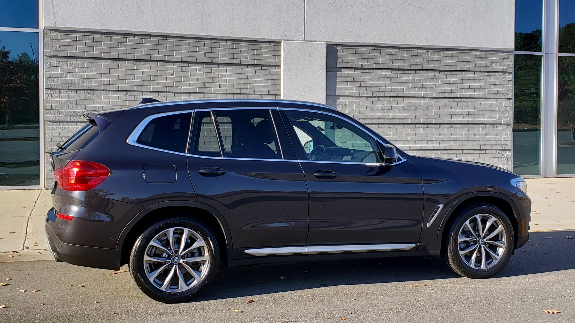 Used 2018 BMW X3 XDRIVE30I / NAV / PARK ASST / PANO-ROOF / HTD STS / REARVIEW for sale Sold at Formula Imports in Charlotte NC 28227 8