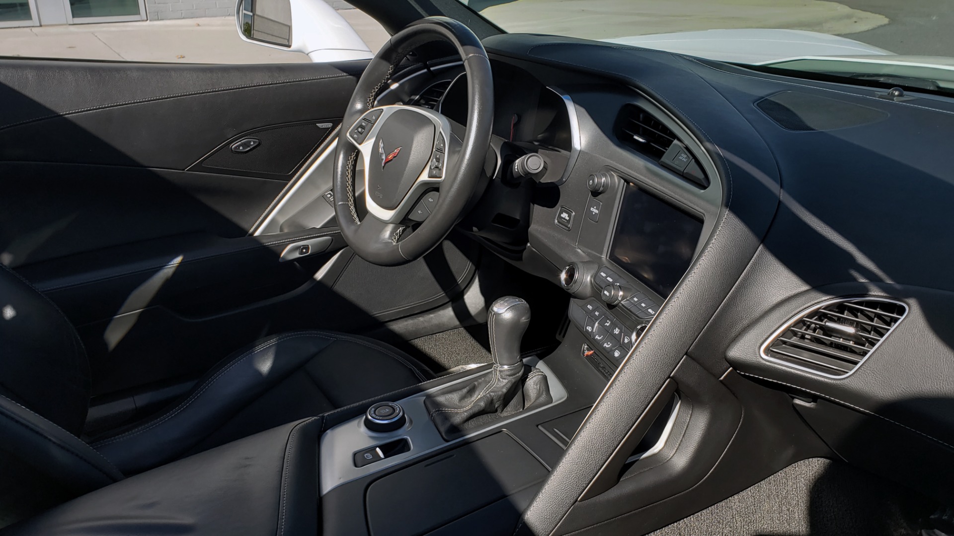 Used 2014 Chevrolet CORVETTE STINGRAY Z51 1LT COUPE / 6.2L V8 / 7-SPD MANUAL / NAV / BOSE / REARVIEW for sale $47,495 at Formula Imports in Charlotte NC 28227 43