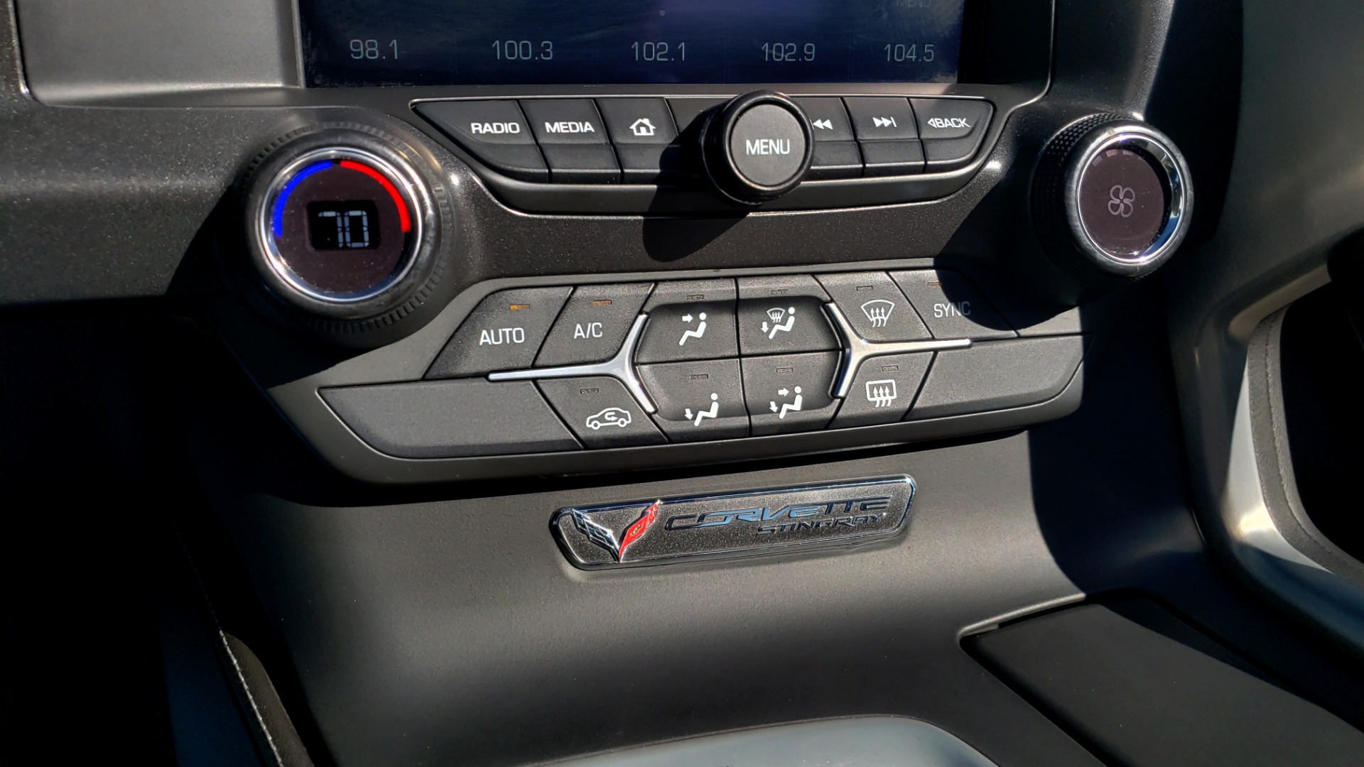 Used 2014 Chevrolet CORVETTE STINGRAY Z51 1LT COUPE / 6.2L V8 / 7-SPD MANUAL / NAV / BOSE / REARVIEW for sale $47,495 at Formula Imports in Charlotte NC 28227 55