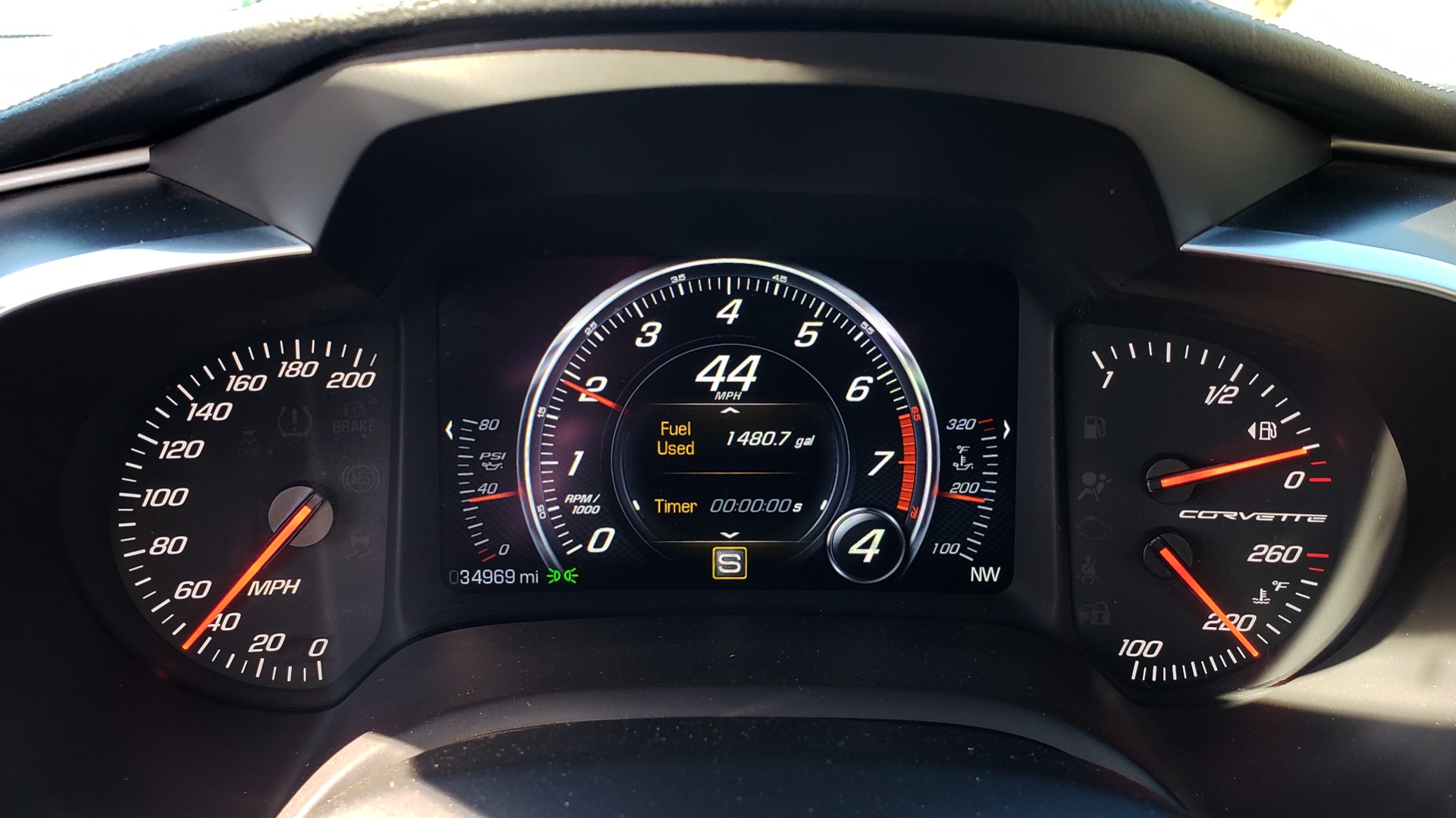 Used 2014 Chevrolet CORVETTE STINGRAY Z51 1LT COUPE / 6.2L V8 / 7-SPD MANUAL / NAV / BOSE / REARVIEW for sale $47,495 at Formula Imports in Charlotte NC 28227 66