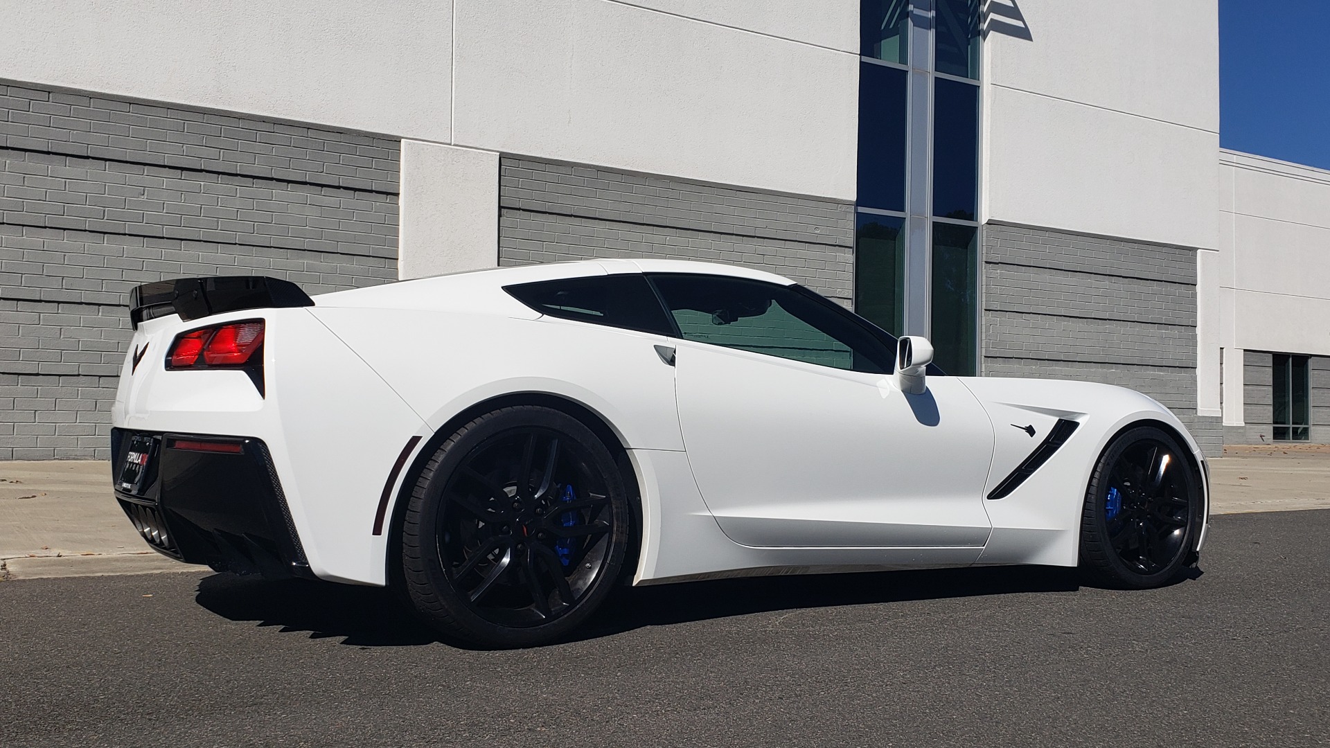 Used 2014 Chevrolet CORVETTE STINGRAY Z51 1LT COUPE / 6.2L V8 / 7-SPD MANUAL / NAV / BOSE / REARVIEW for sale $47,495 at Formula Imports in Charlotte NC 28227 9