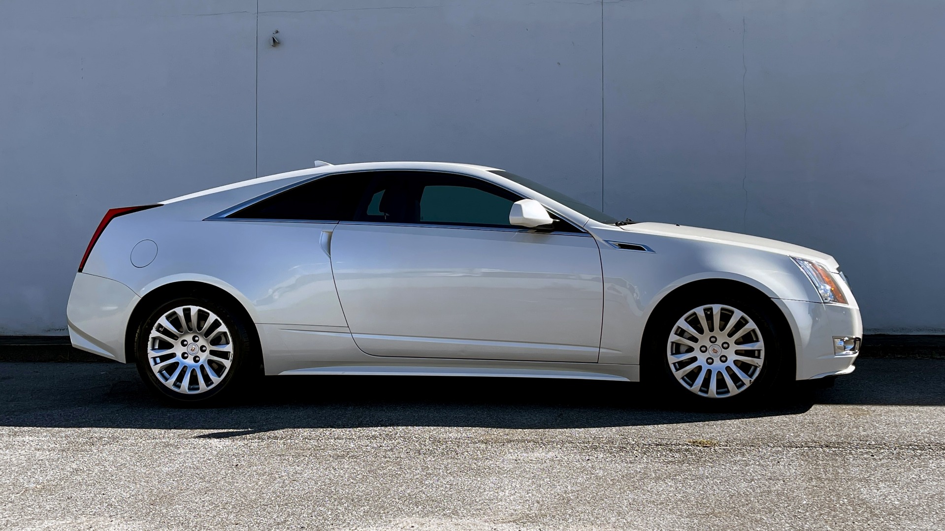 Used 2013 Cadillac CTS COUPE PERFORMANCE / 3.6L / RWD / LUXURY PKG / NAV / BOSE for sale Sold at Formula Imports in Charlotte NC 28227 7