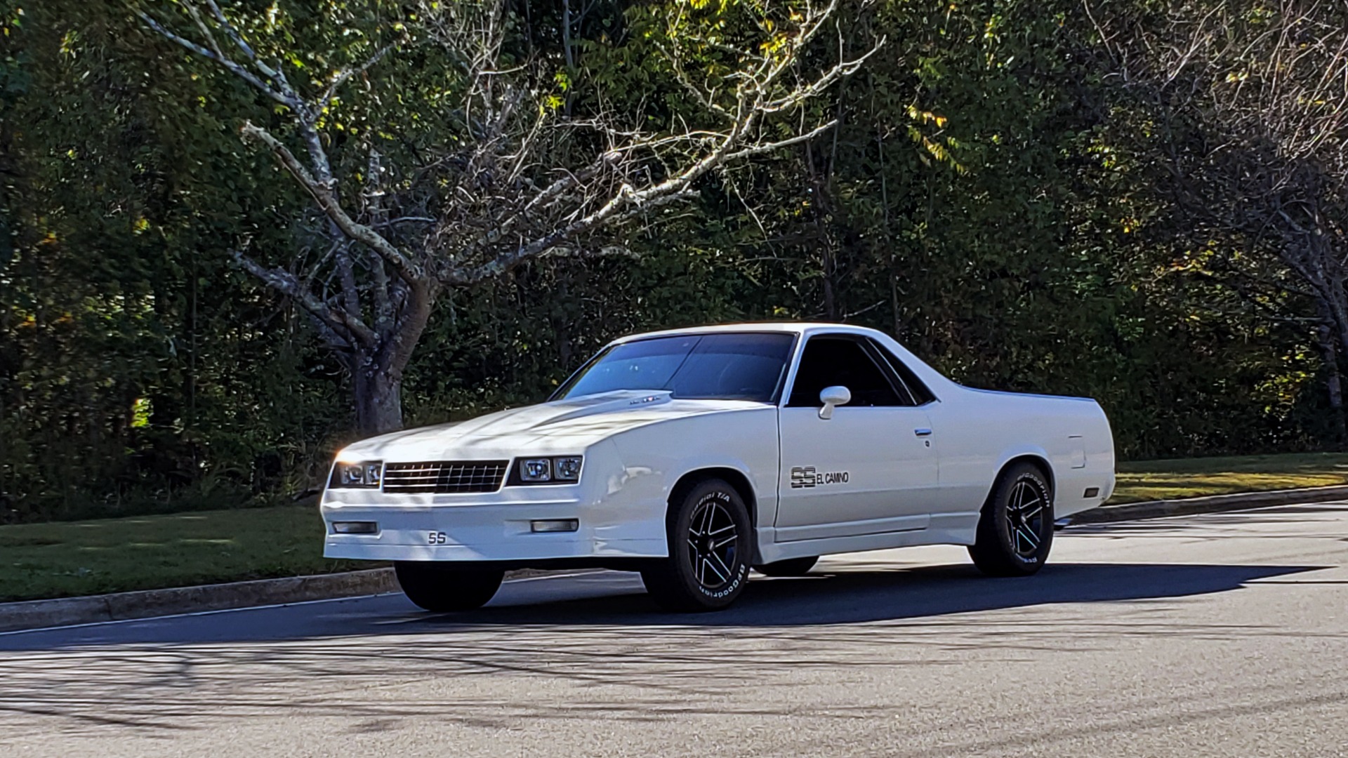 Used 1979 Chevrolet EL CAMINO SS / NEW 350 V8 / AUTO / COWL HOOD / CUSTOM SOUND / FLOWMASTERS for sale Sold at Formula Imports in Charlotte NC 28227 3