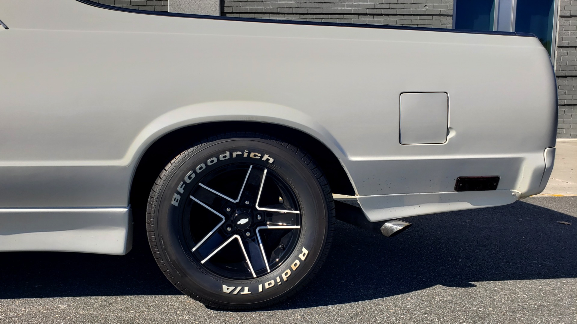 Used 1979 Chevrolet EL CAMINO SS / NEW 350 V8 / AUTO / COWL HOOD / CUSTOM SOUND / FLOWMASTERS for sale Sold at Formula Imports in Charlotte NC 28227 69