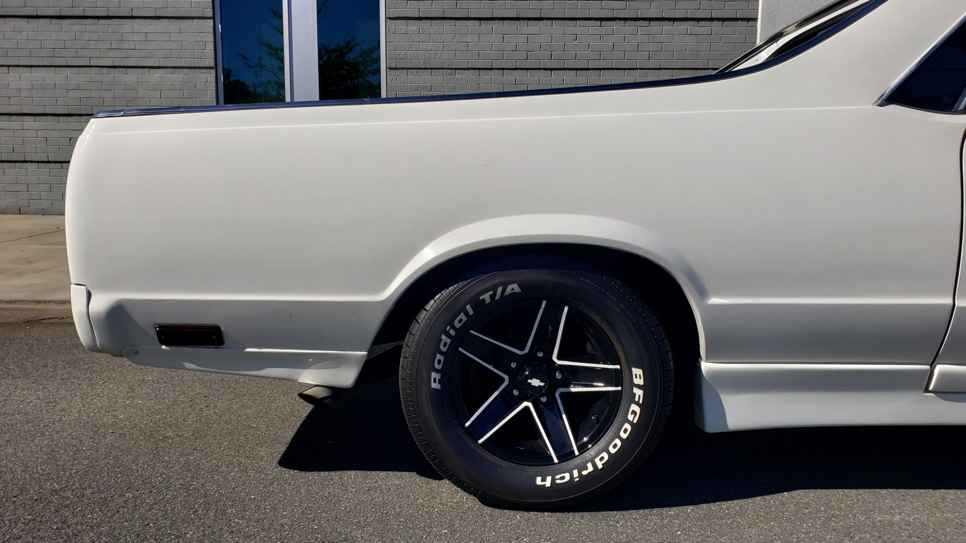 Used 1979 Chevrolet EL CAMINO SS / NEW 350 V8 / AUTO / COWL HOOD / CUSTOM SOUND / FLOWMASTERS for sale Sold at Formula Imports in Charlotte NC 28227 70